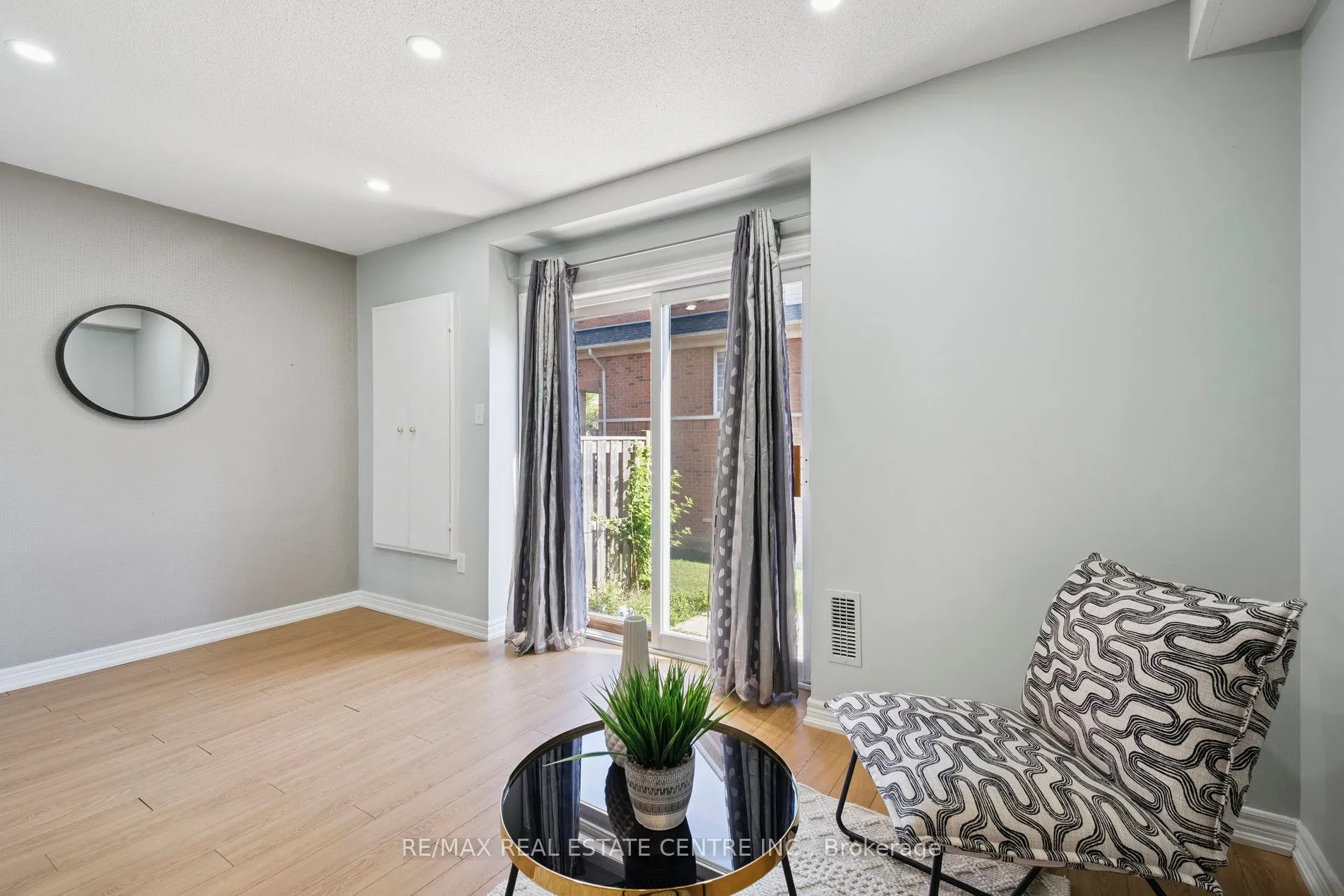 4950 Albina Way, #77