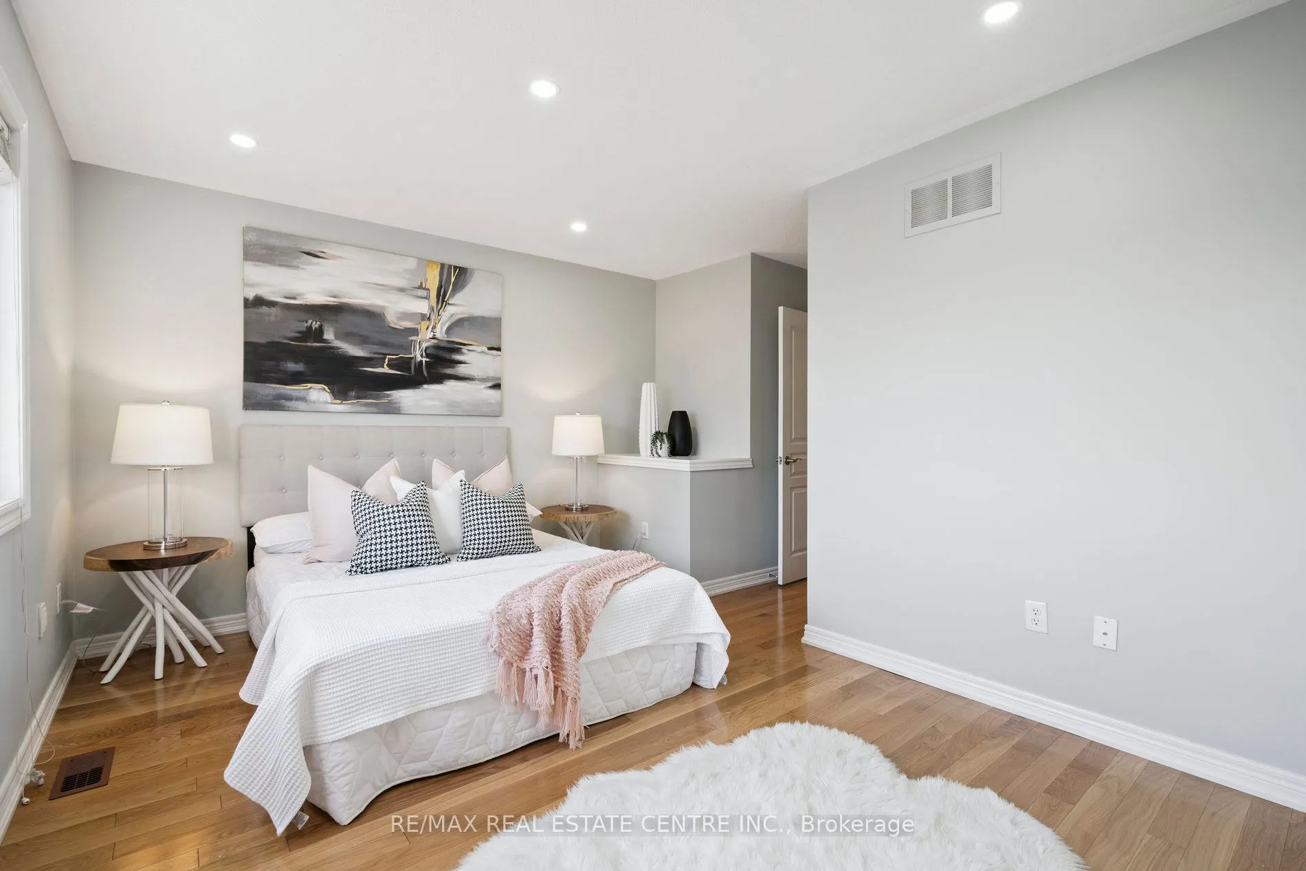 4950 Albina Way, #77