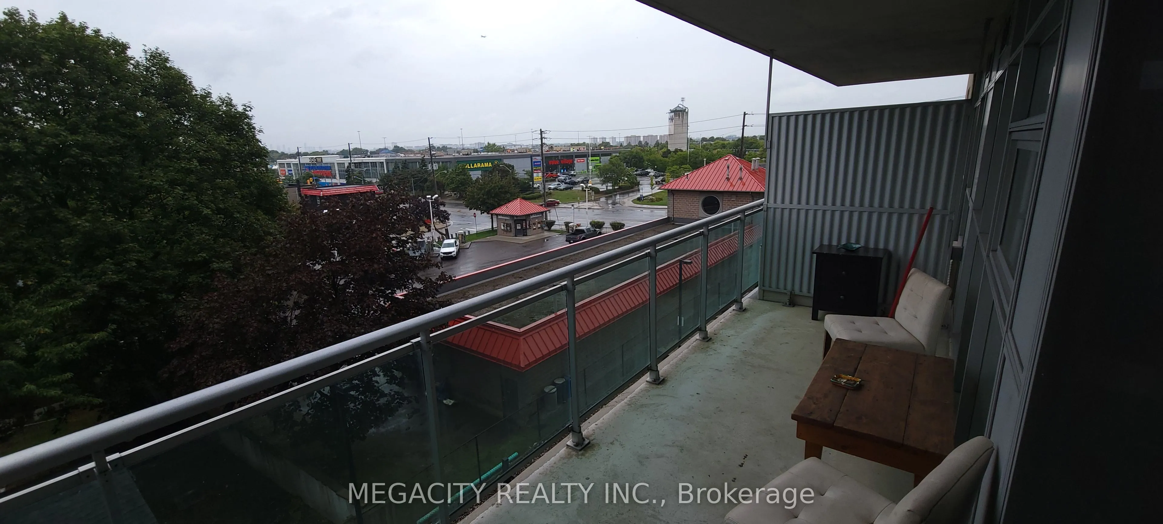 2464 Weston Road, #401