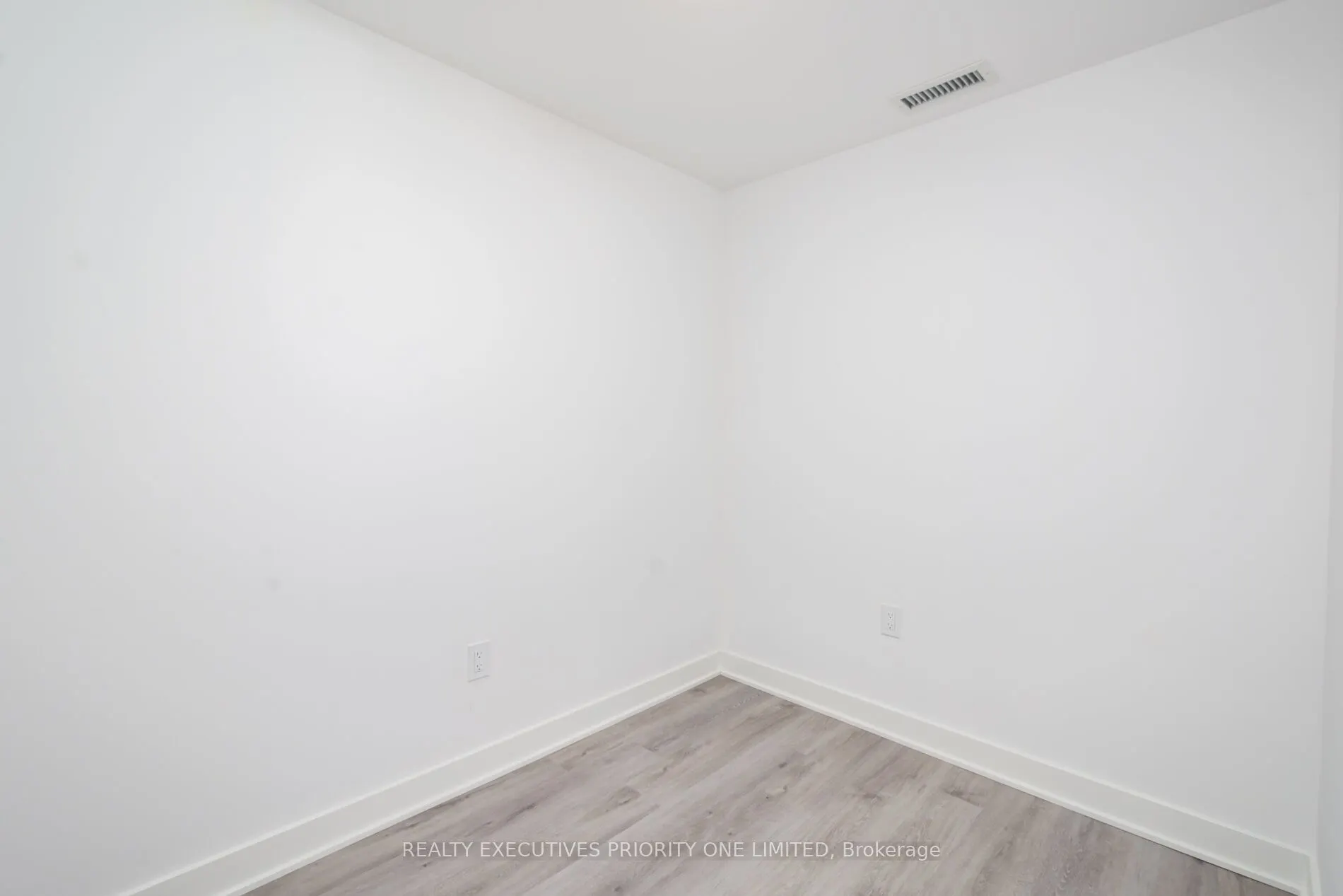 36 Zorra Street, #405