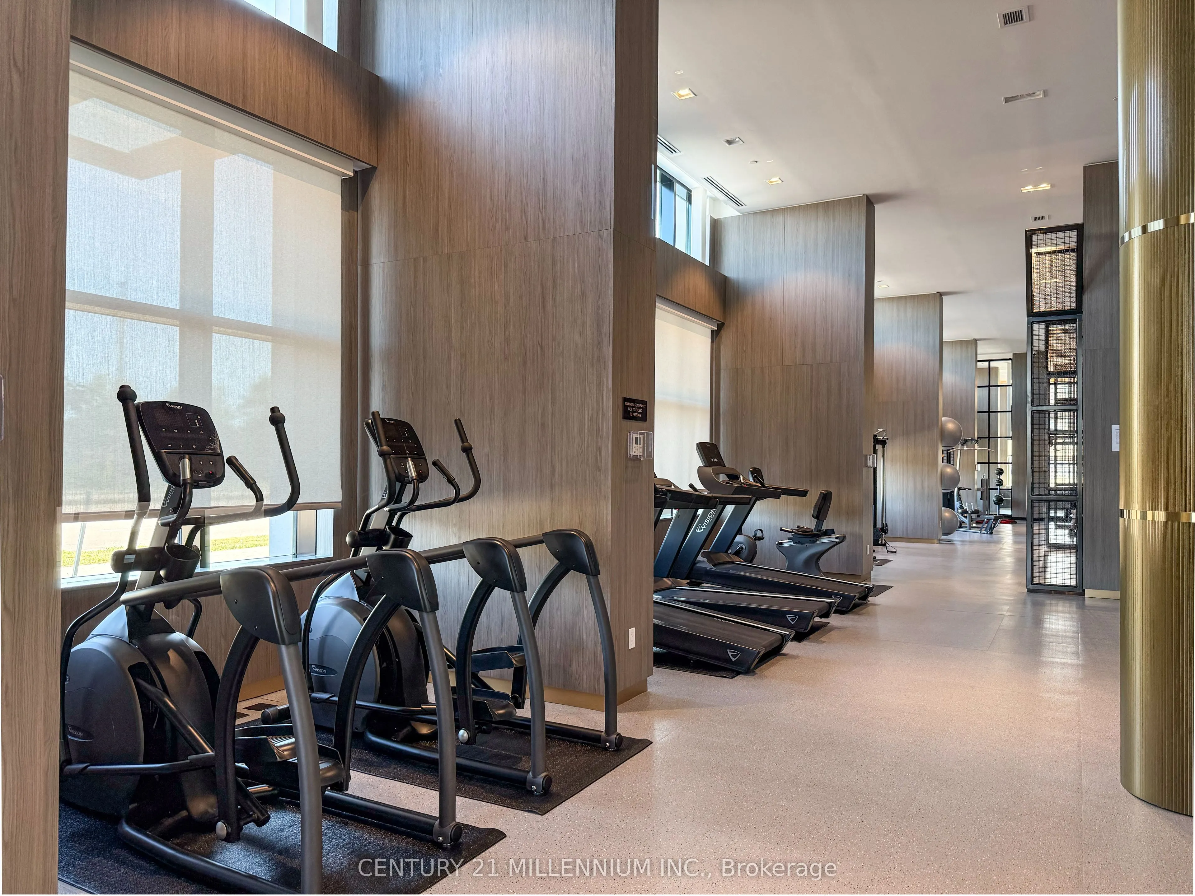 405 Dundas Street W, #715