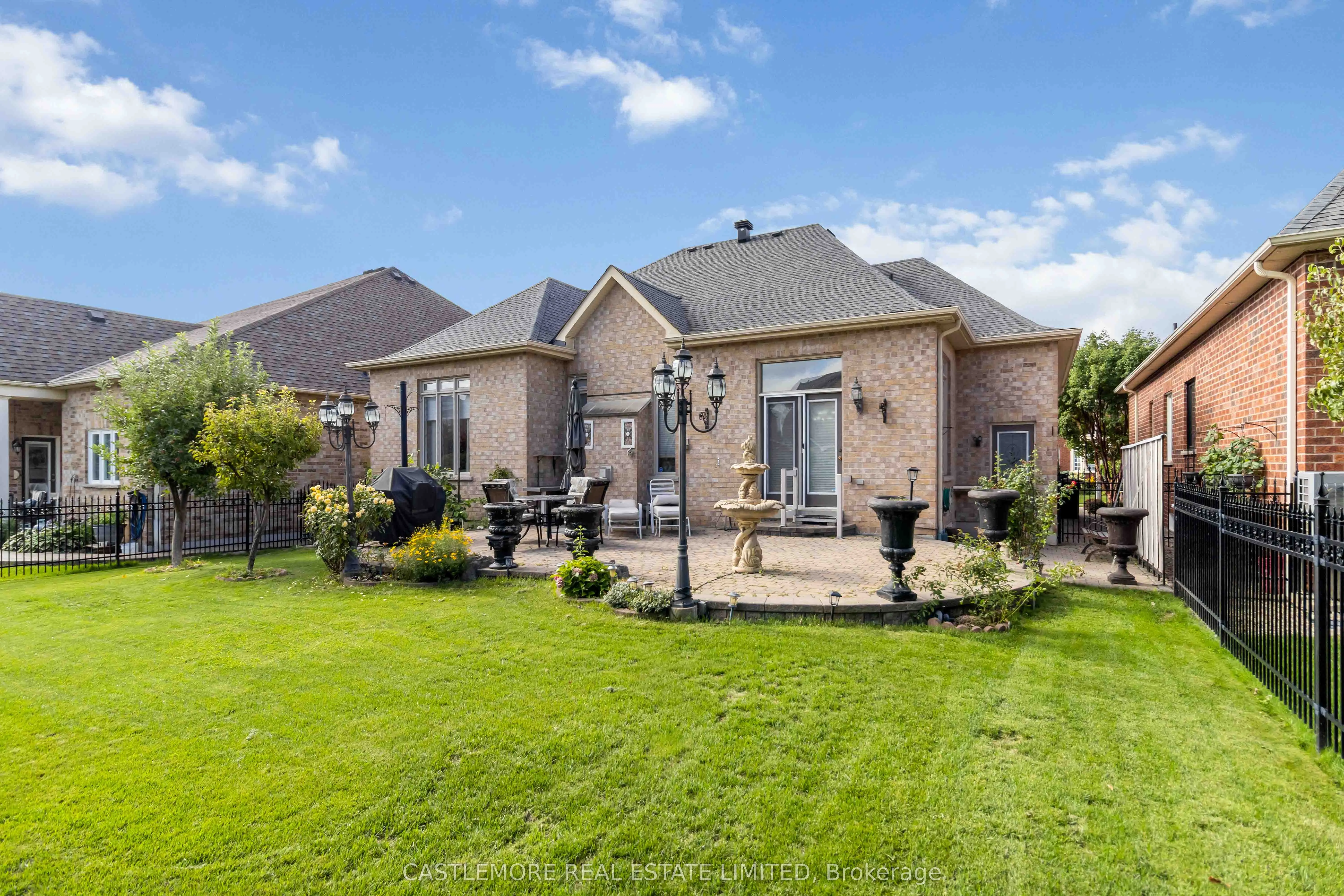 39 Saint Hubert Drive