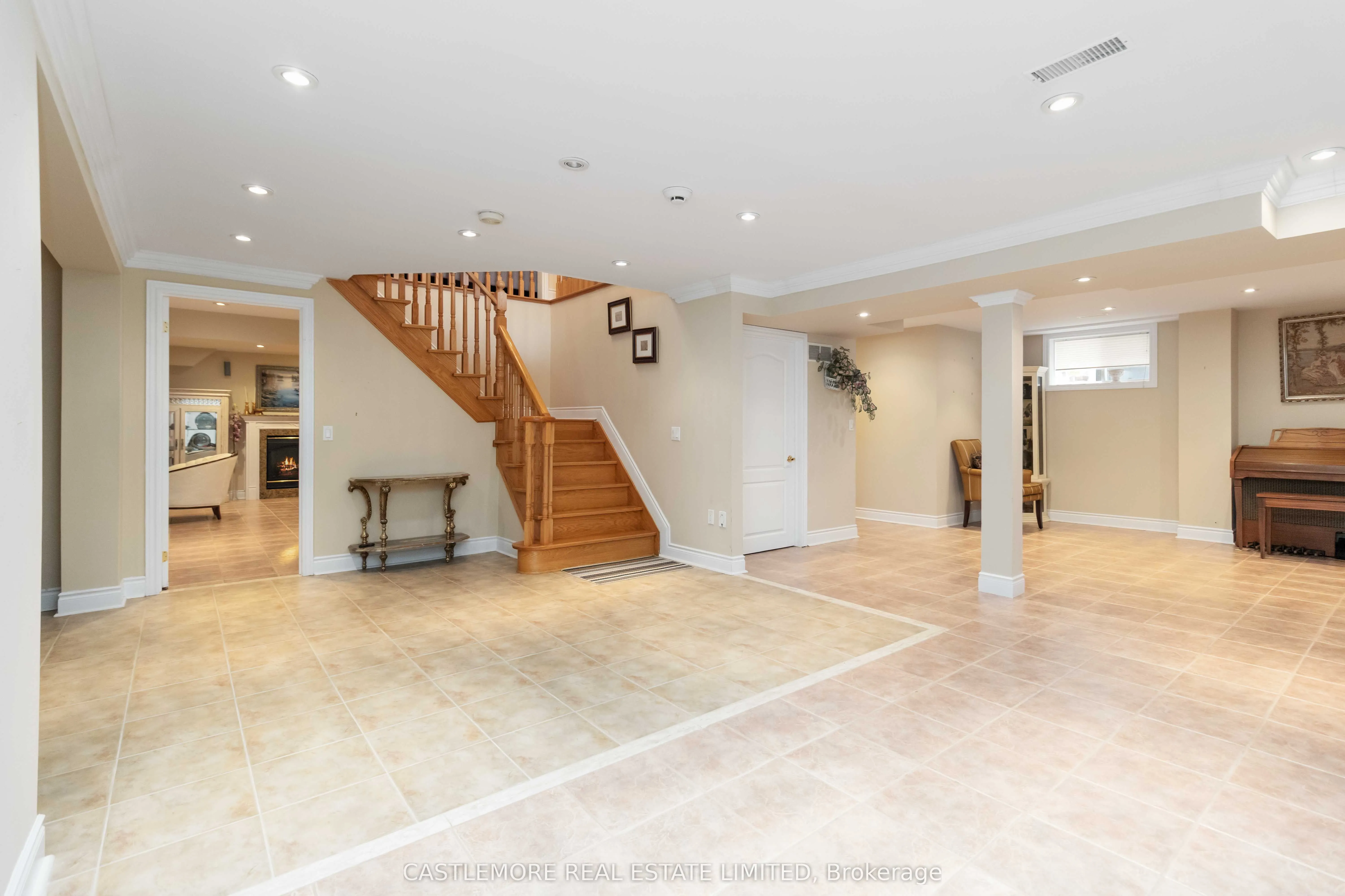 39 Saint Hubert Drive