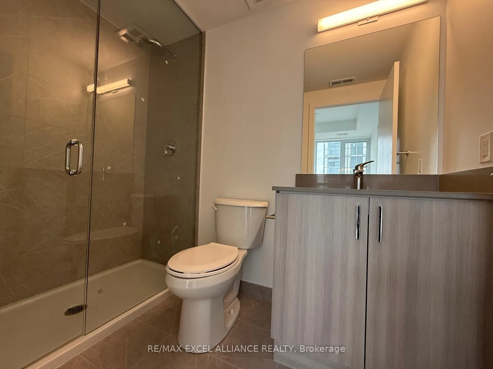1005 Dundas Street E, #710