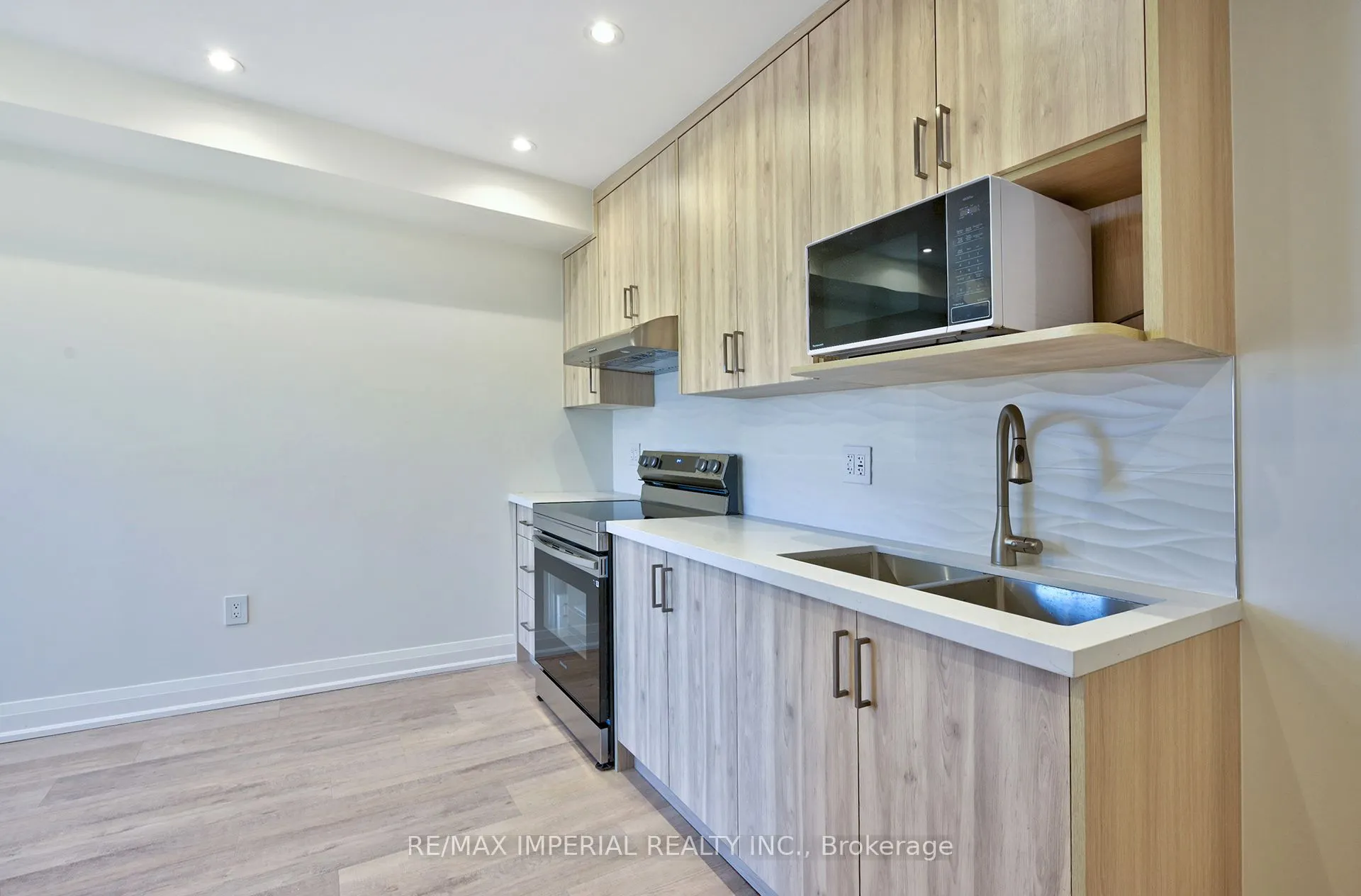 449 Margueretta Street, #Upper