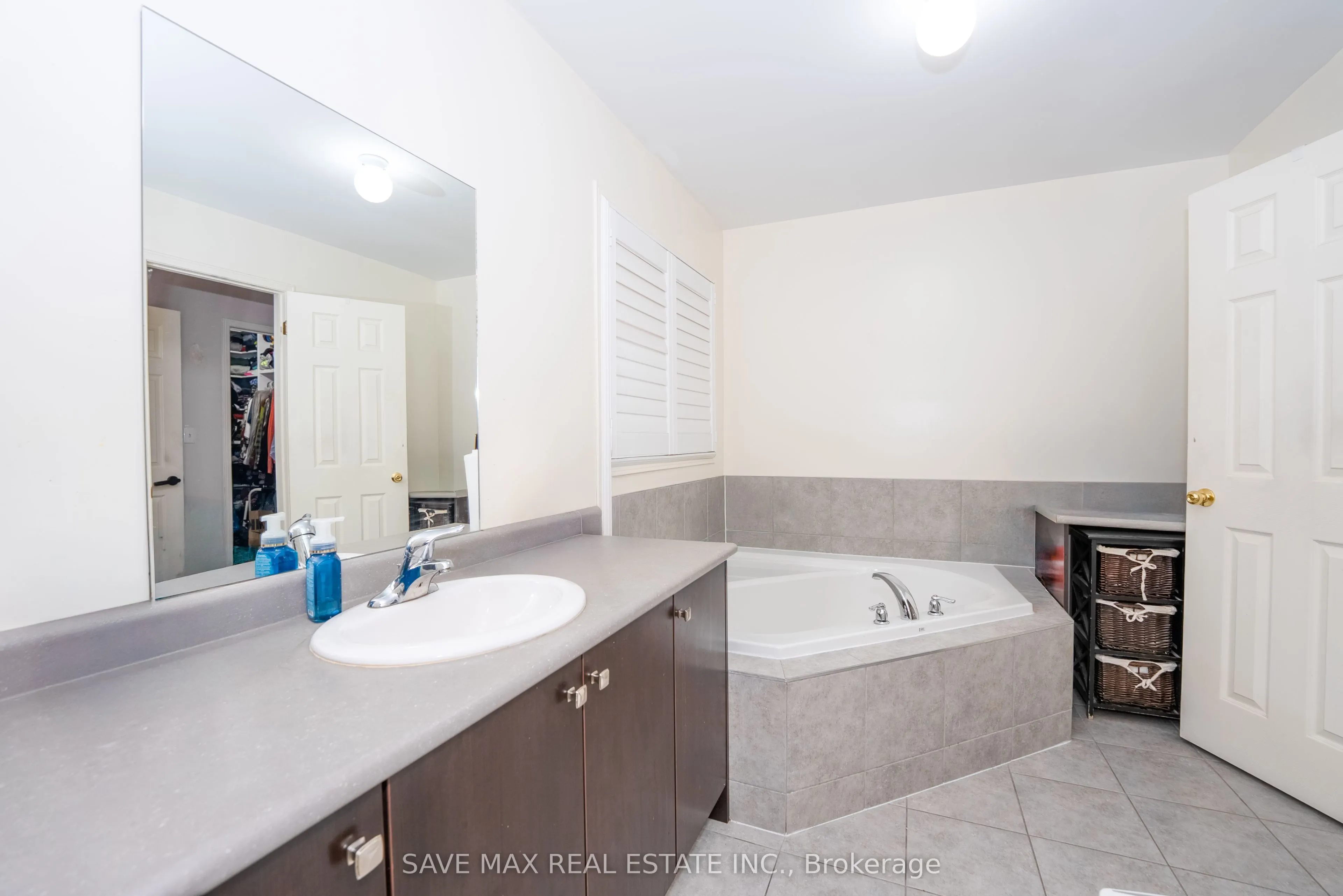 10 Leila Jackson Terrace
