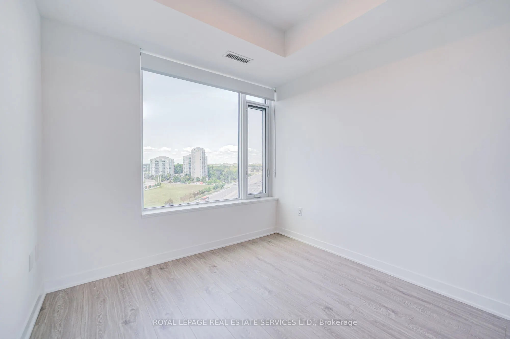 2495 Eglinton Avenue W, #1007