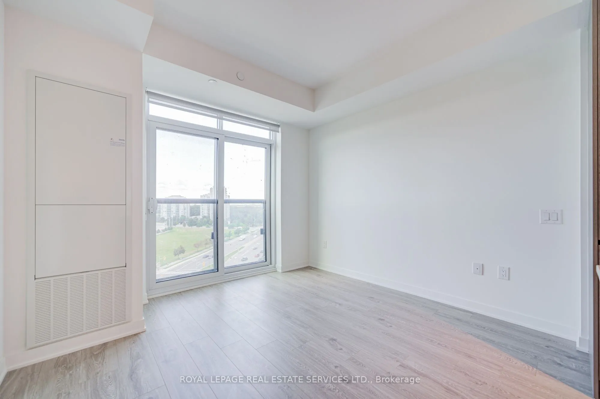 2495 Eglinton Avenue W, #1007