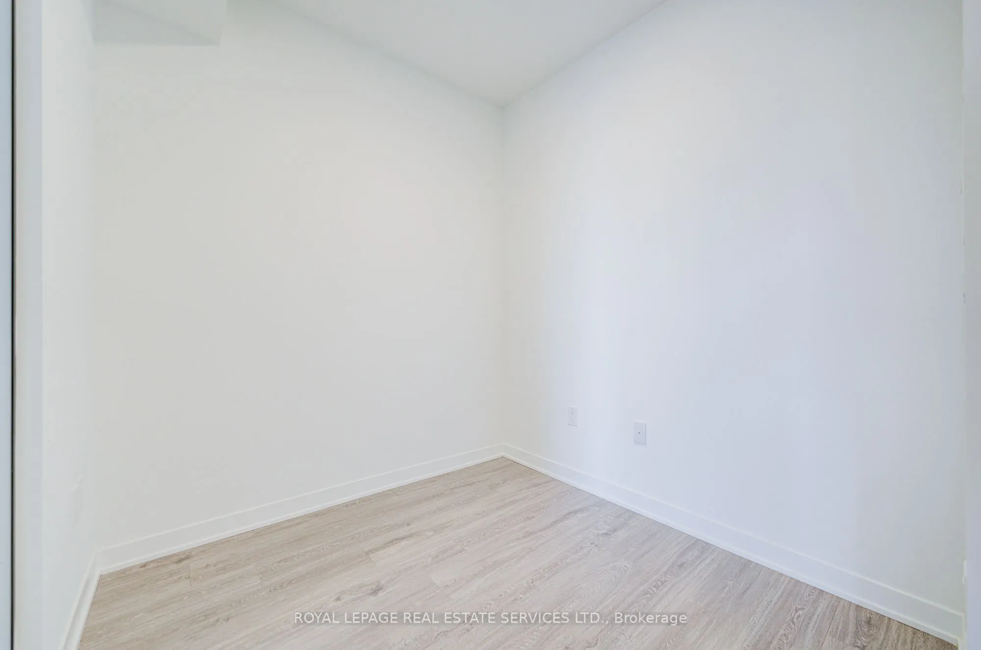 2495 Eglinton Avenue W, #1007