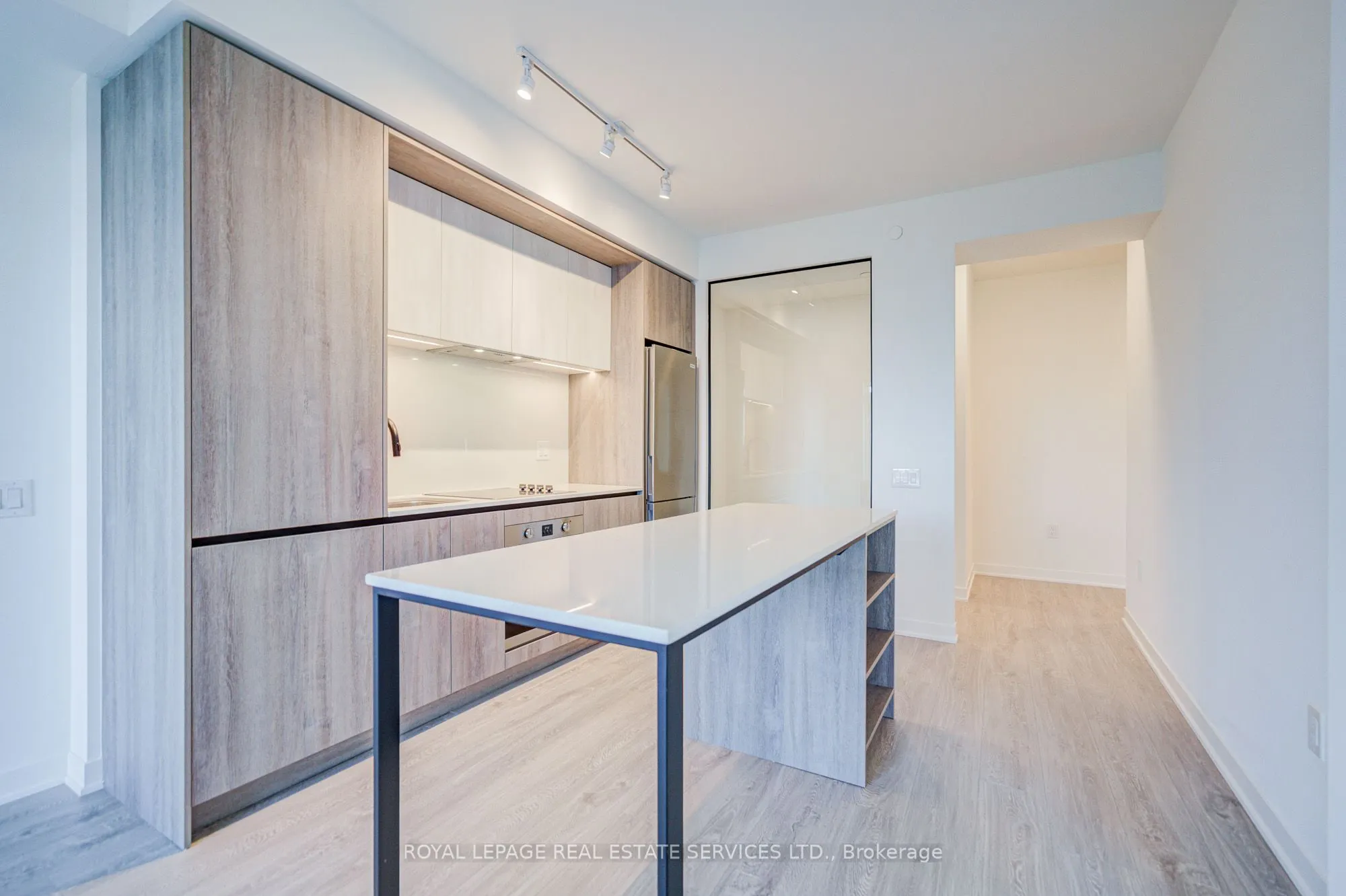 2495 Eglinton Avenue W, #1007