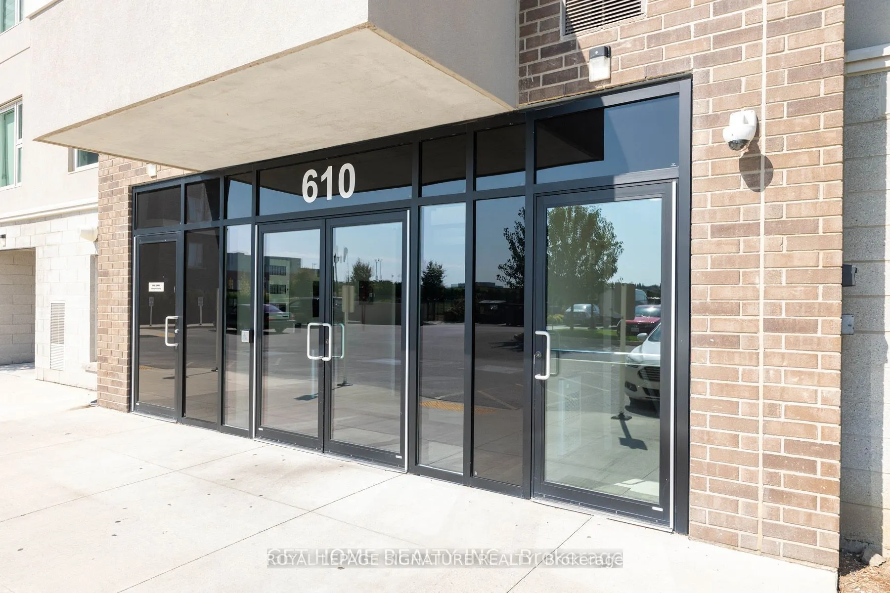 610 Farmstead Drive, #140