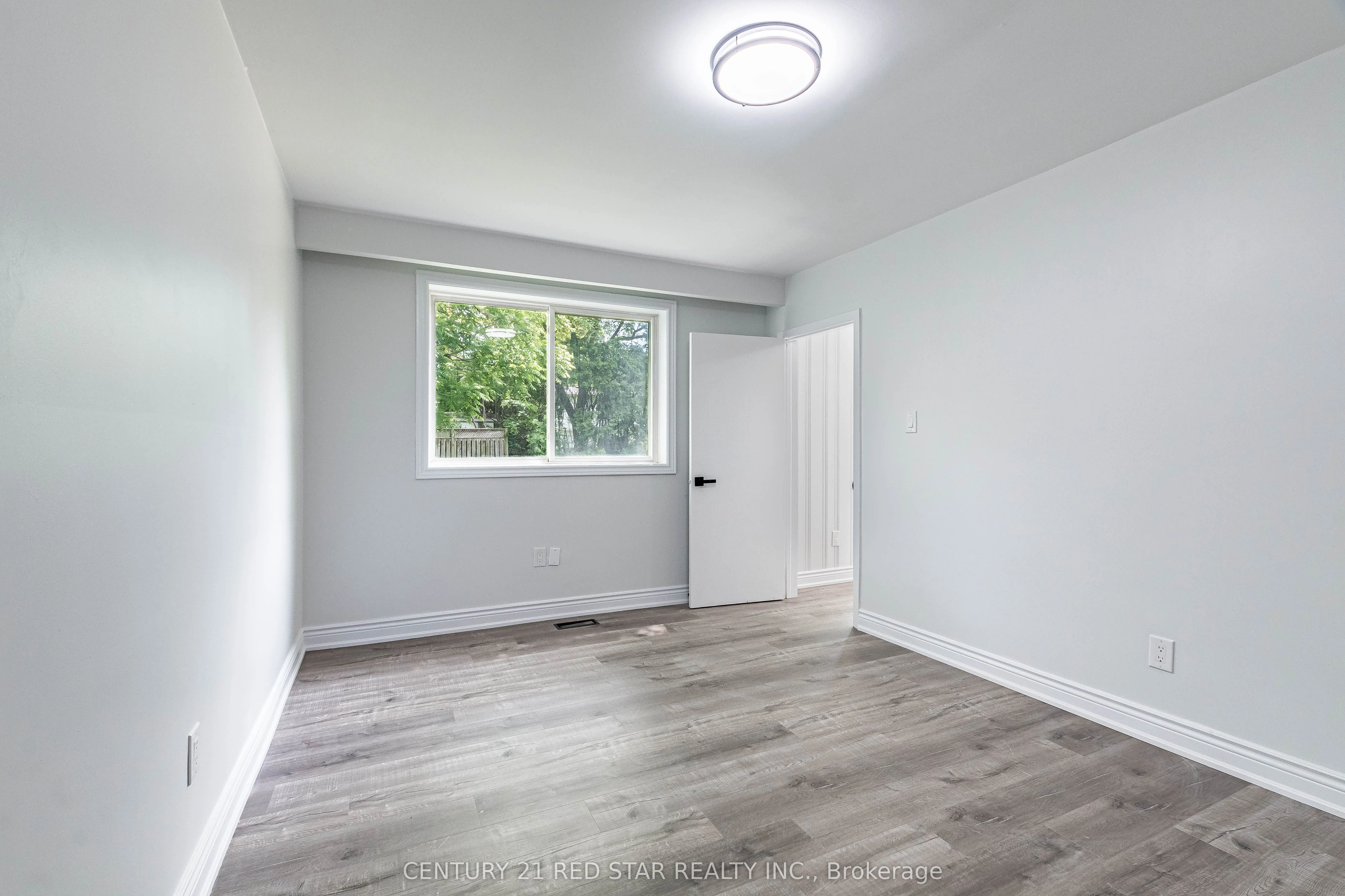 1448 Willowdown Road