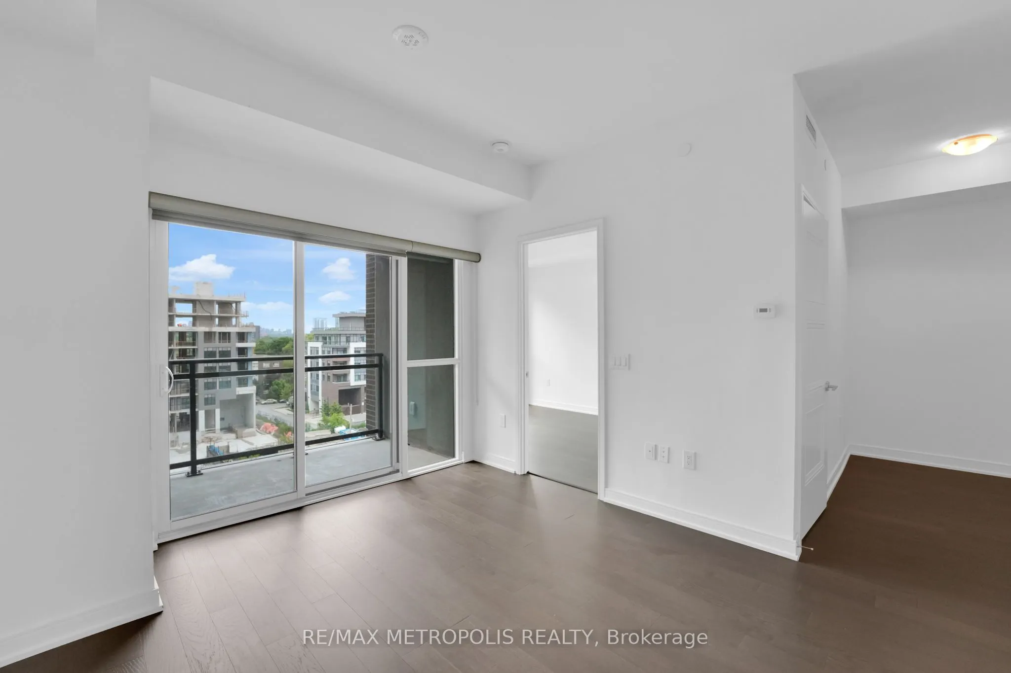 25 Neighbourhood Lane, #602