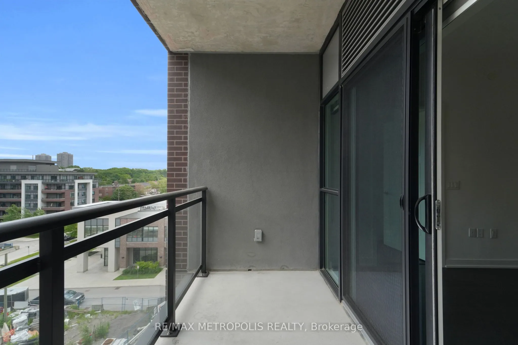 25 Neighbourhood Lane, #602