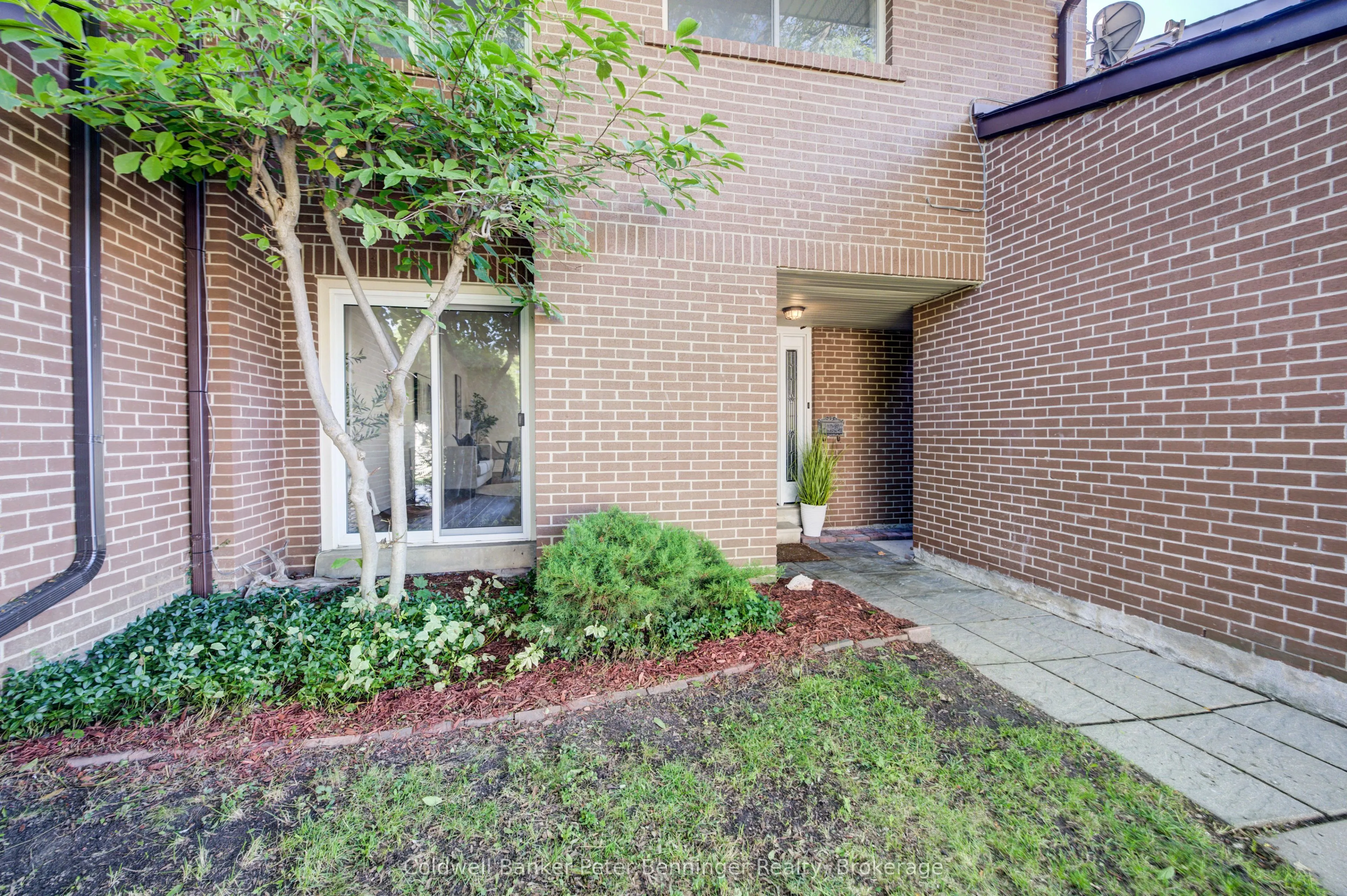 161 Satok Crescent
