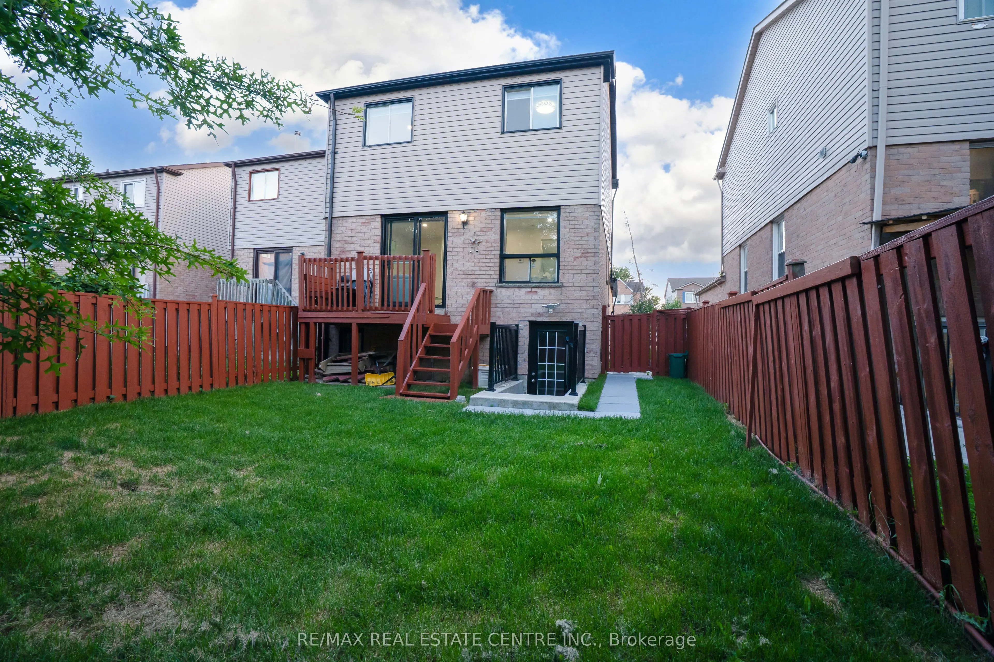 59 Cutters Crescent