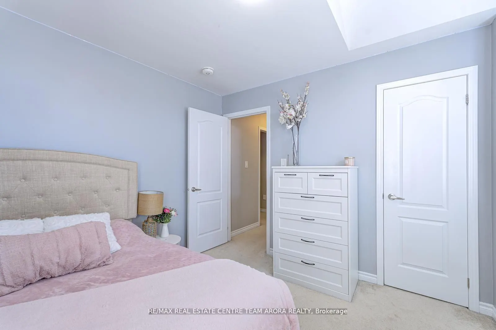 18 Fenchurch Drive