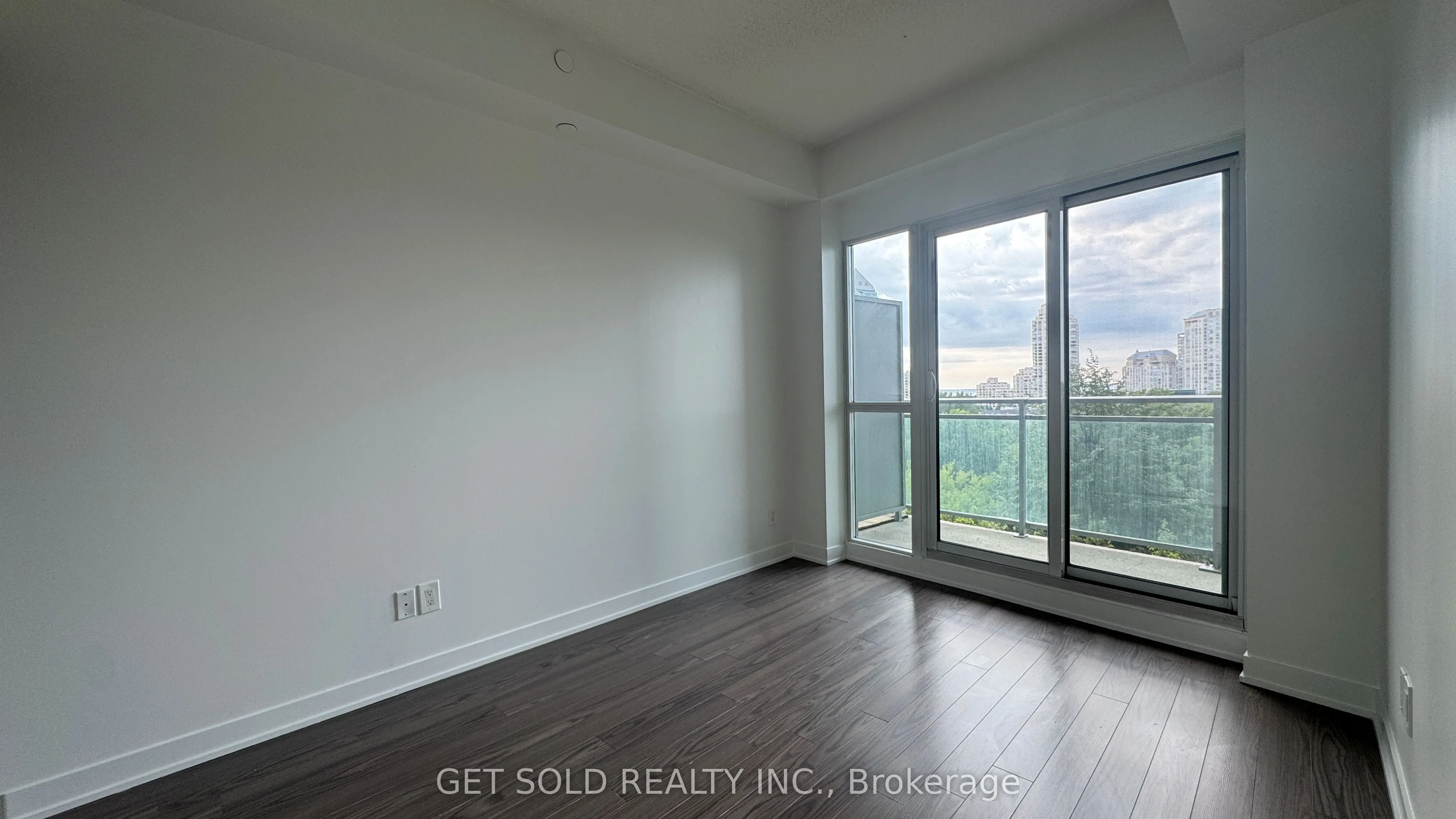 165 Legion Road N, #730