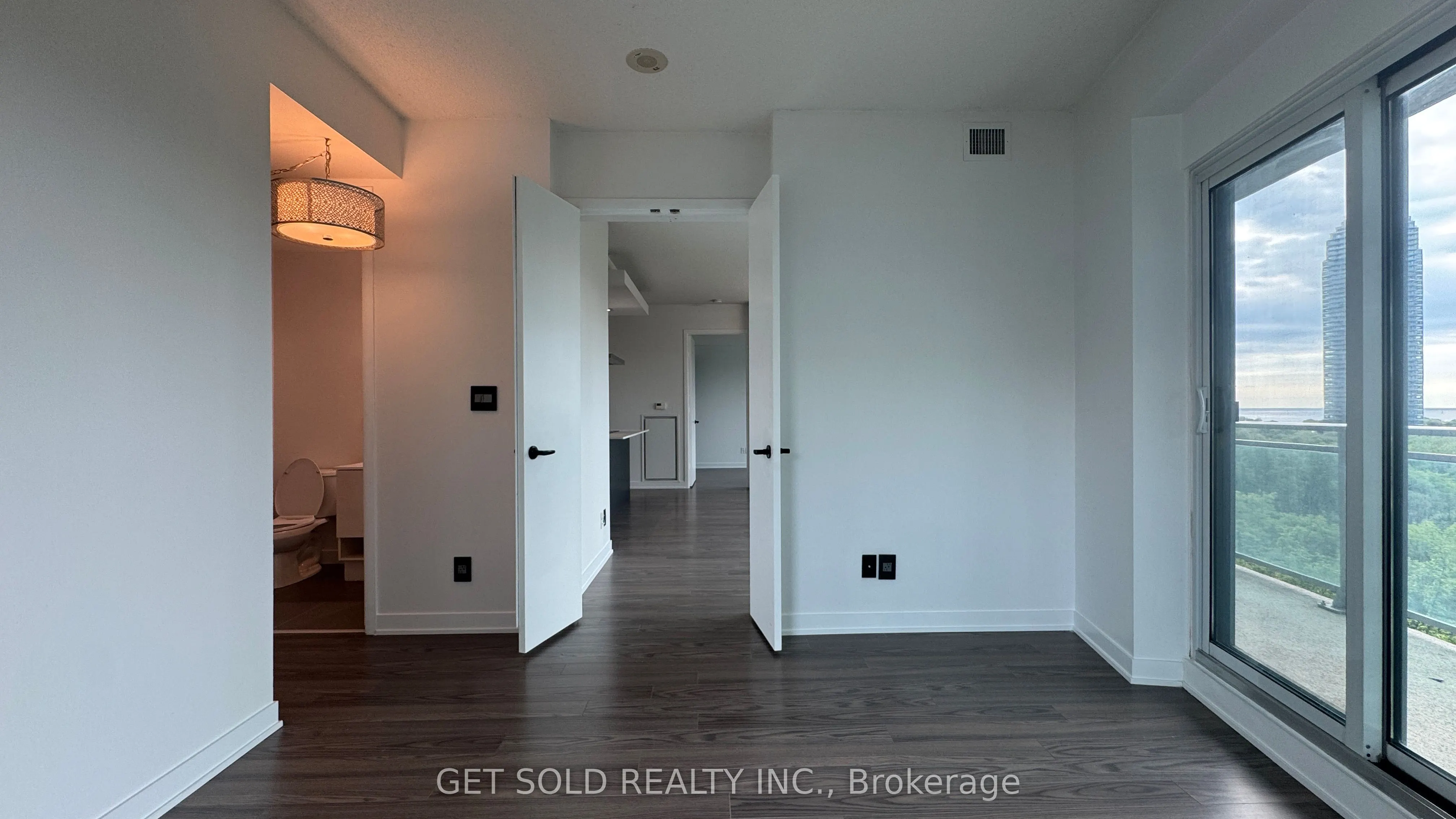 165 Legion Road N, #730