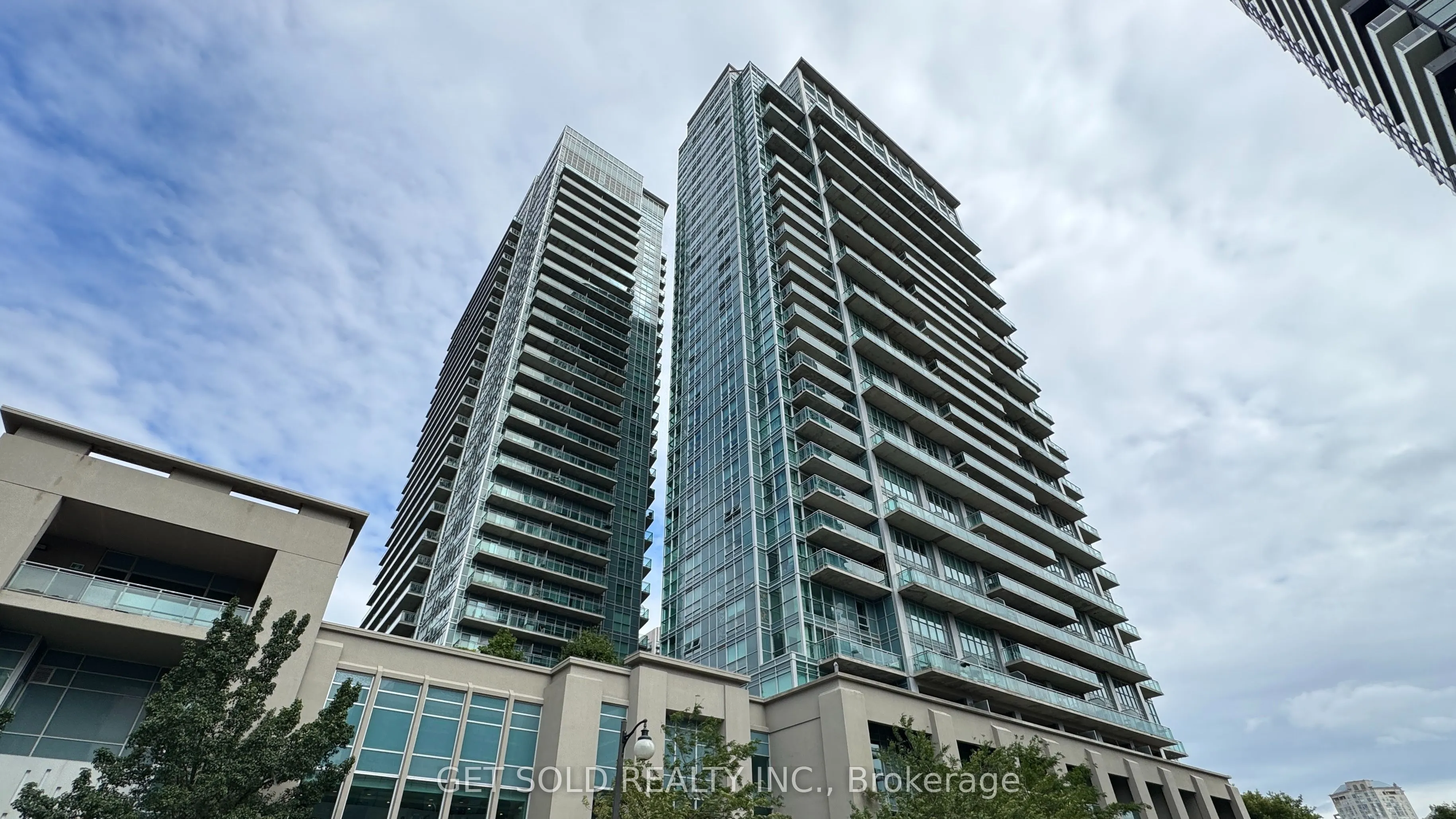 165 Legion Road N, #730