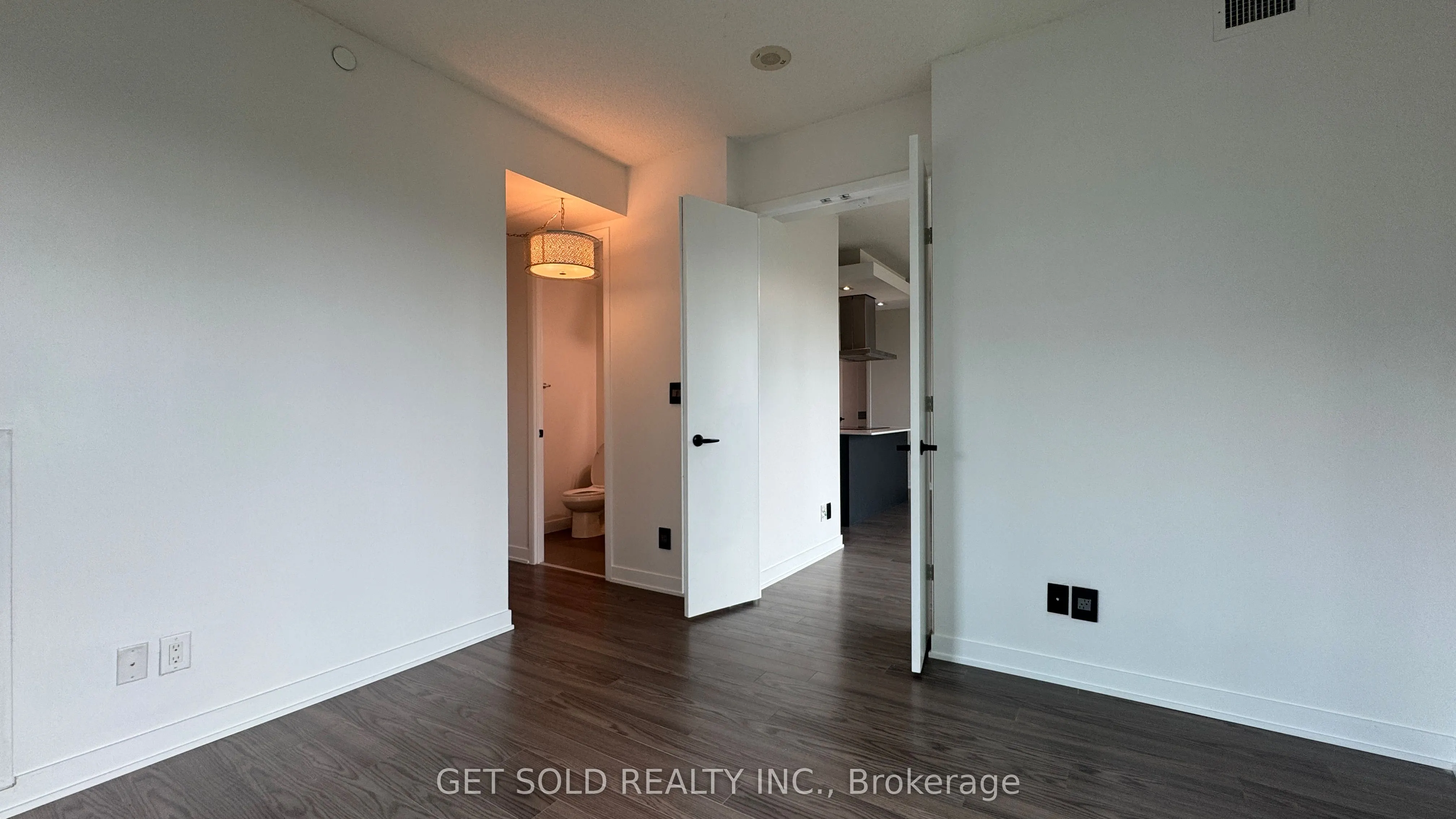 165 Legion Road N, #730