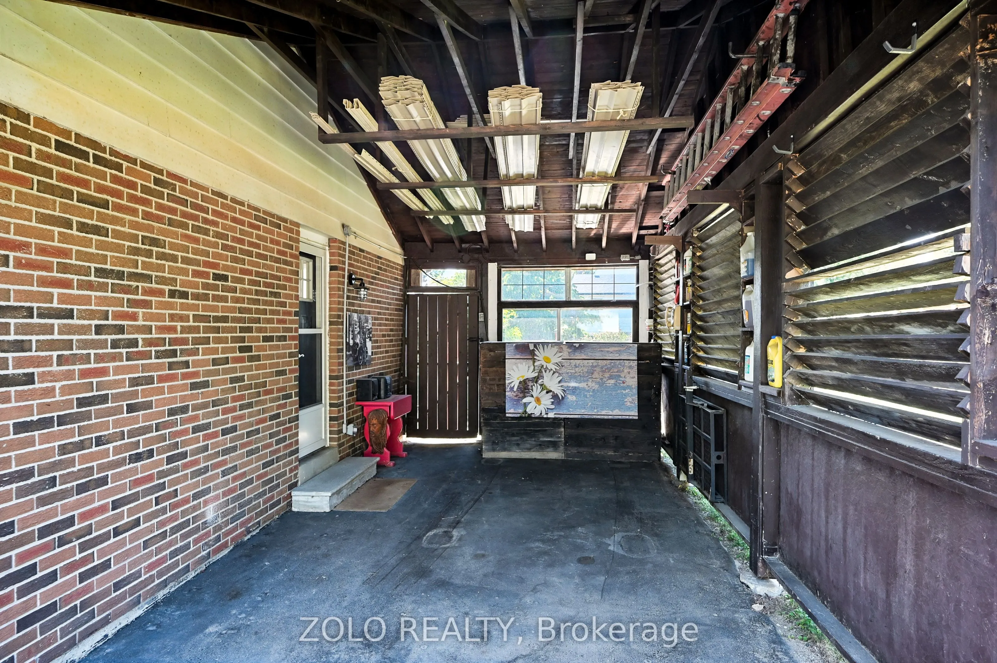 18 Fagan Drive