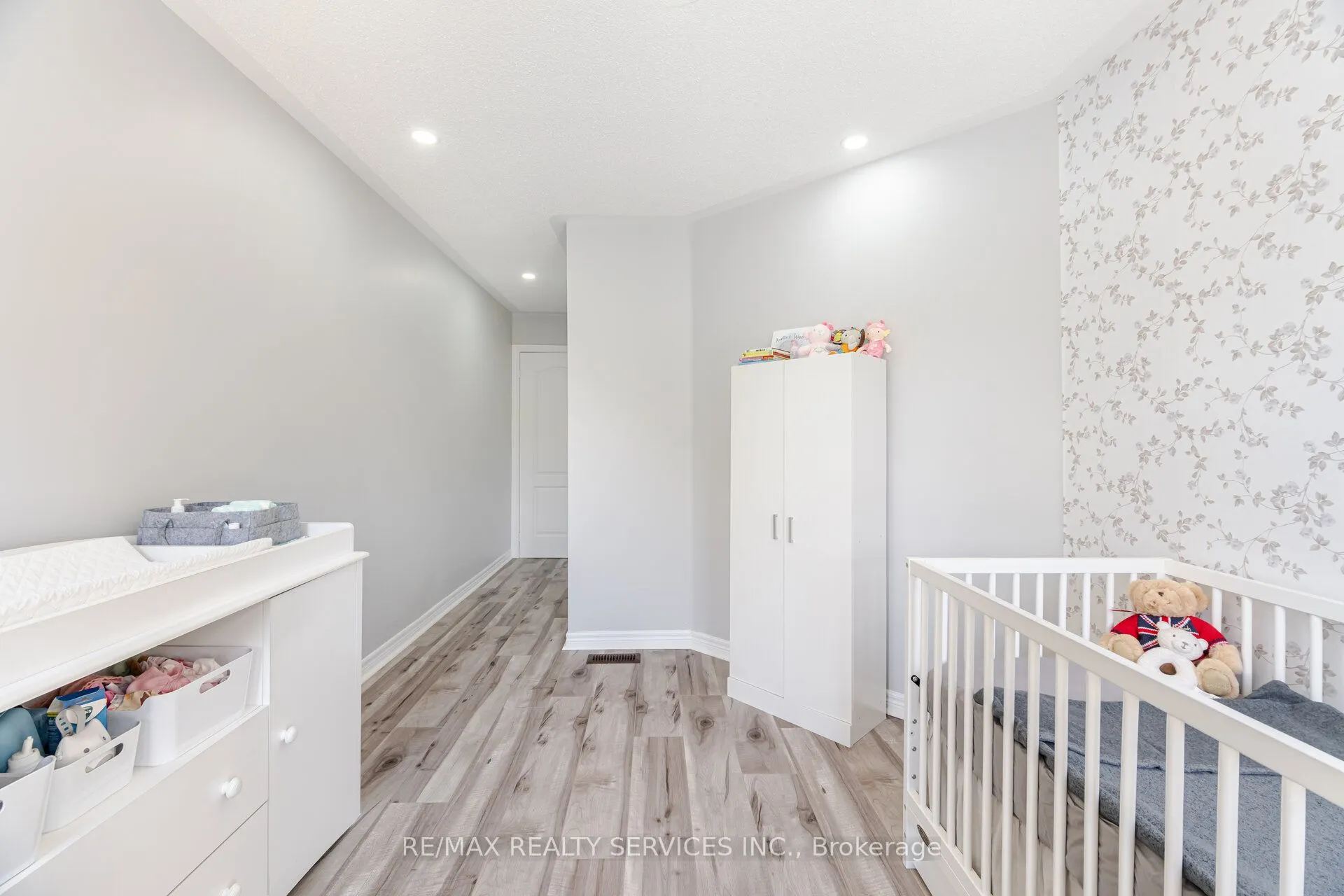 10 Martree Crescent