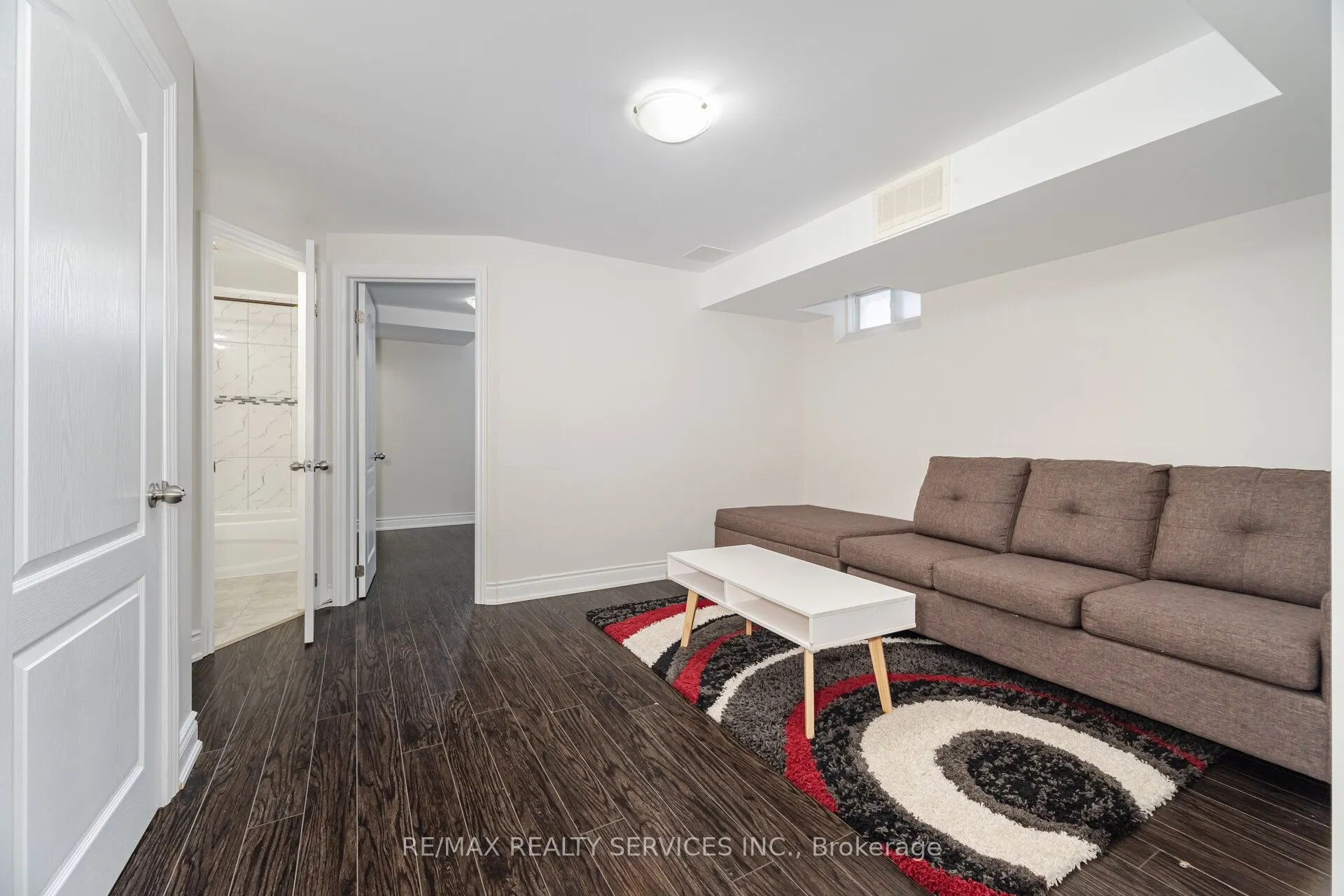 10 Martree Crescent