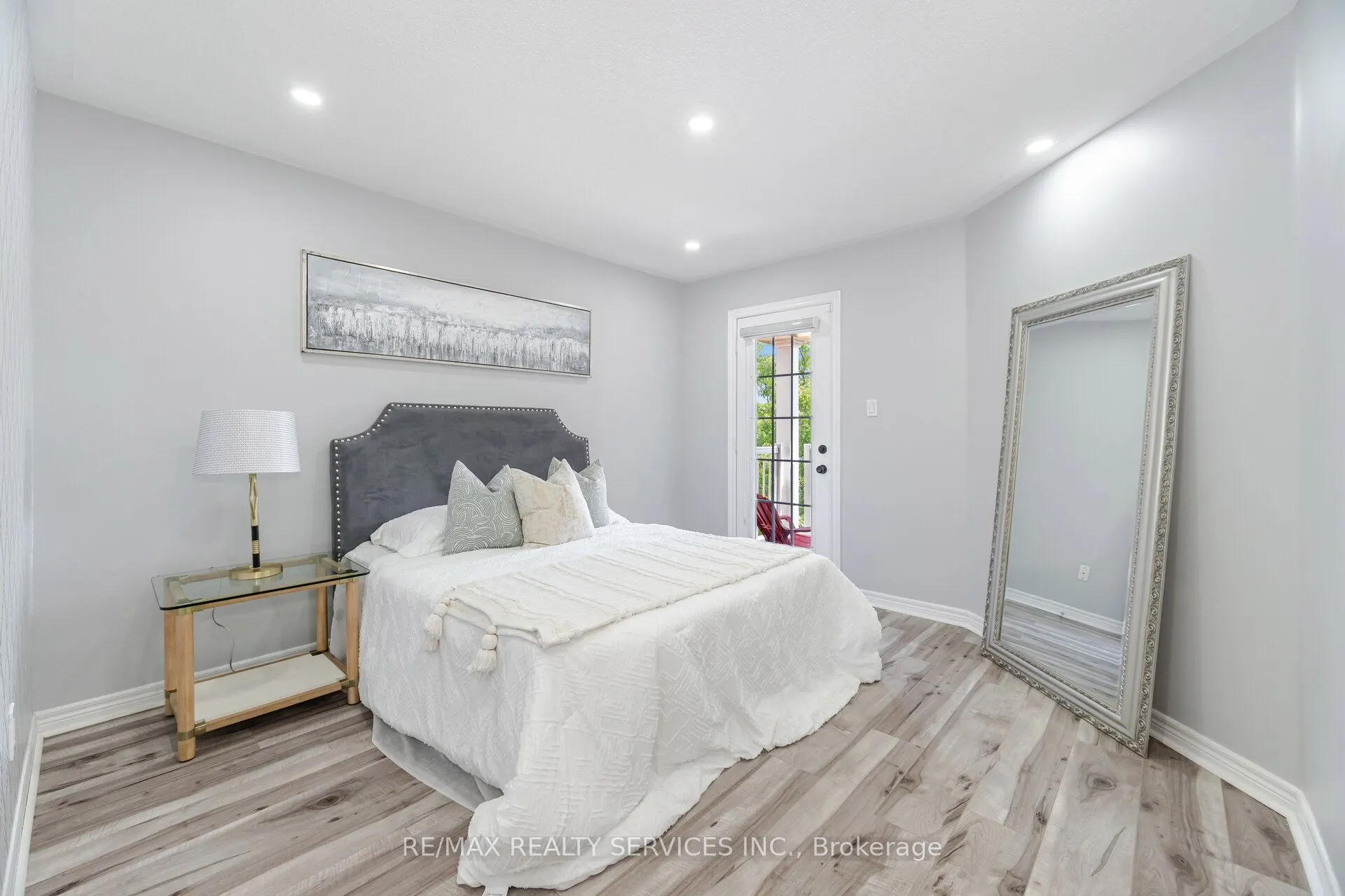 10 Martree Crescent