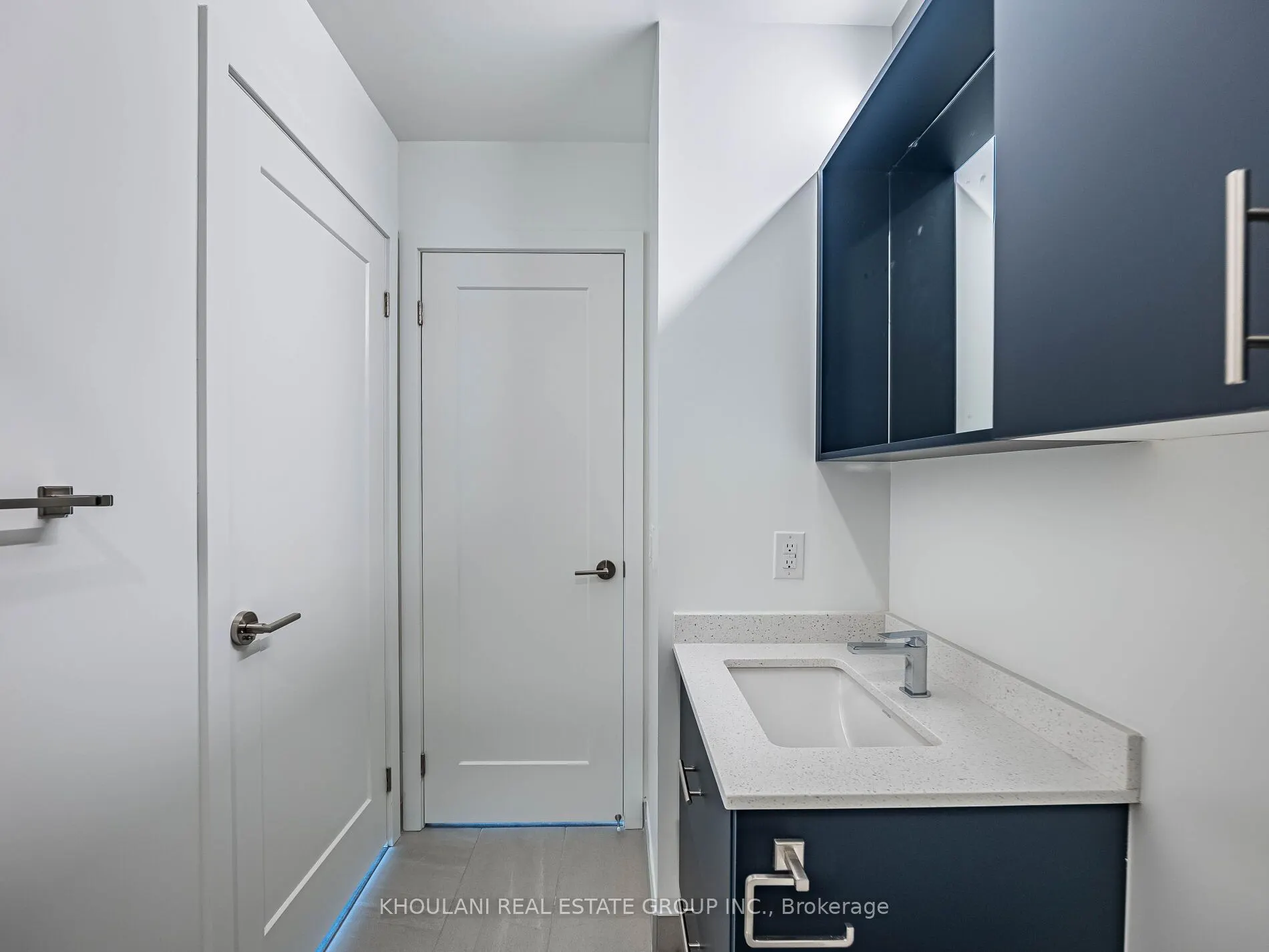 5105 Hurontario Street, #3006