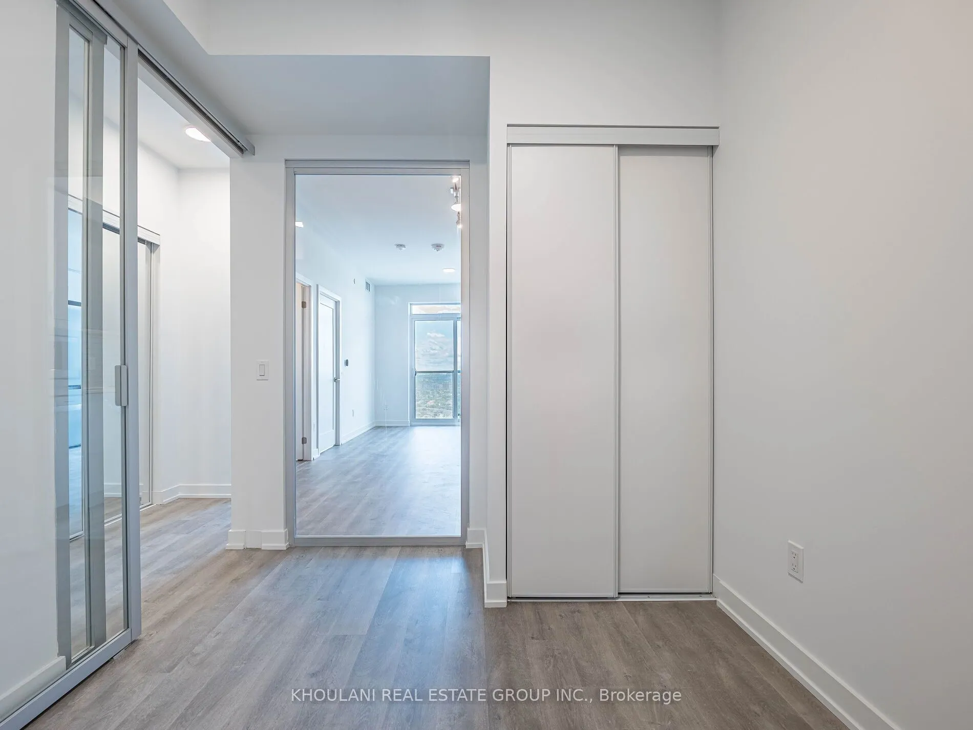 5105 Hurontario Street, #3006