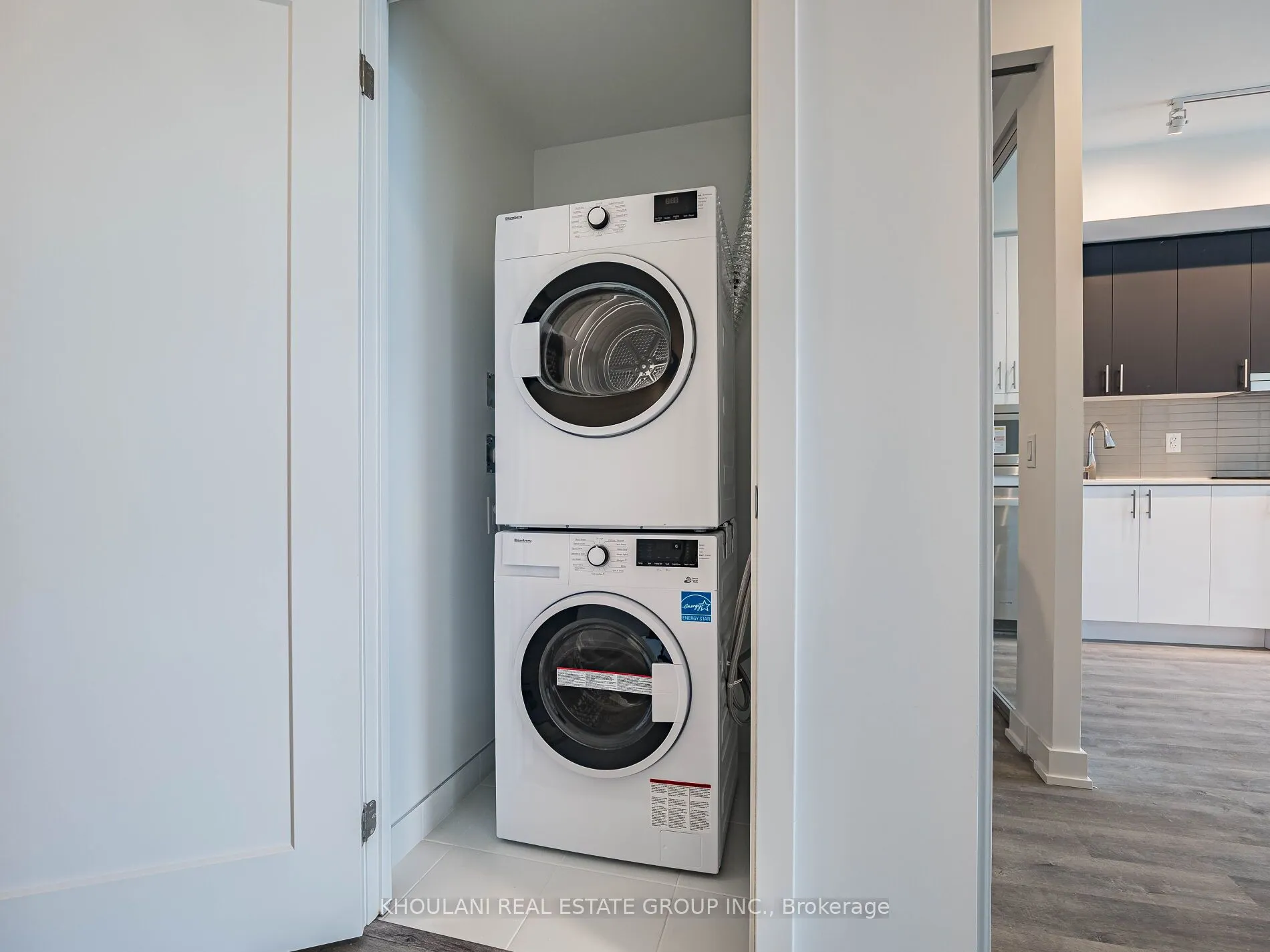 5105 Hurontario Street, #3006
