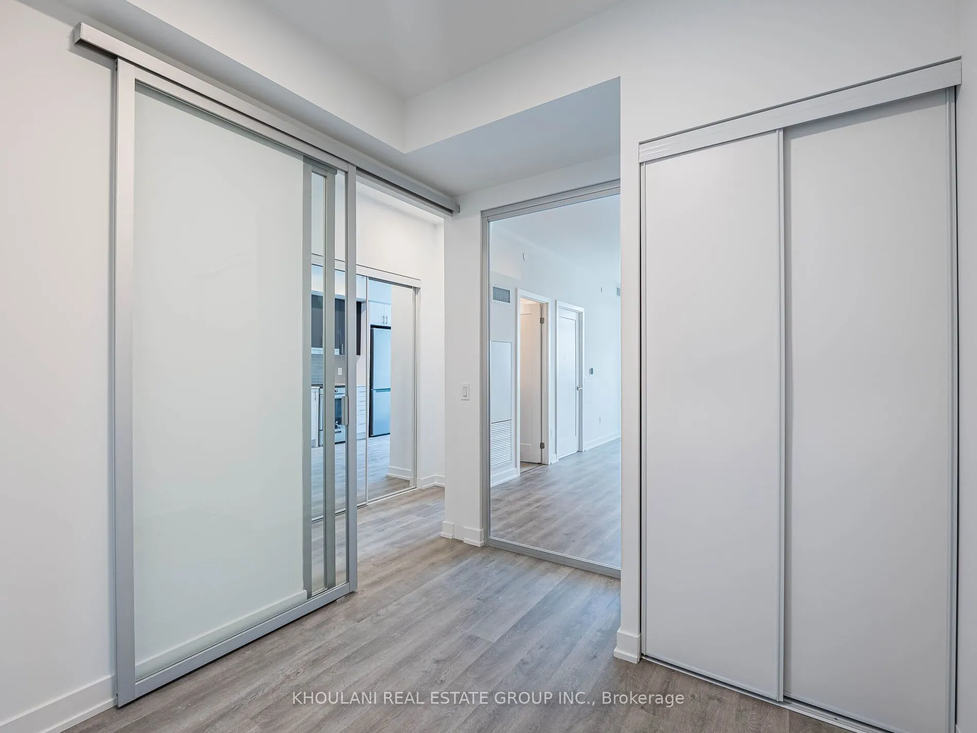 5105 Hurontario Street, #3006