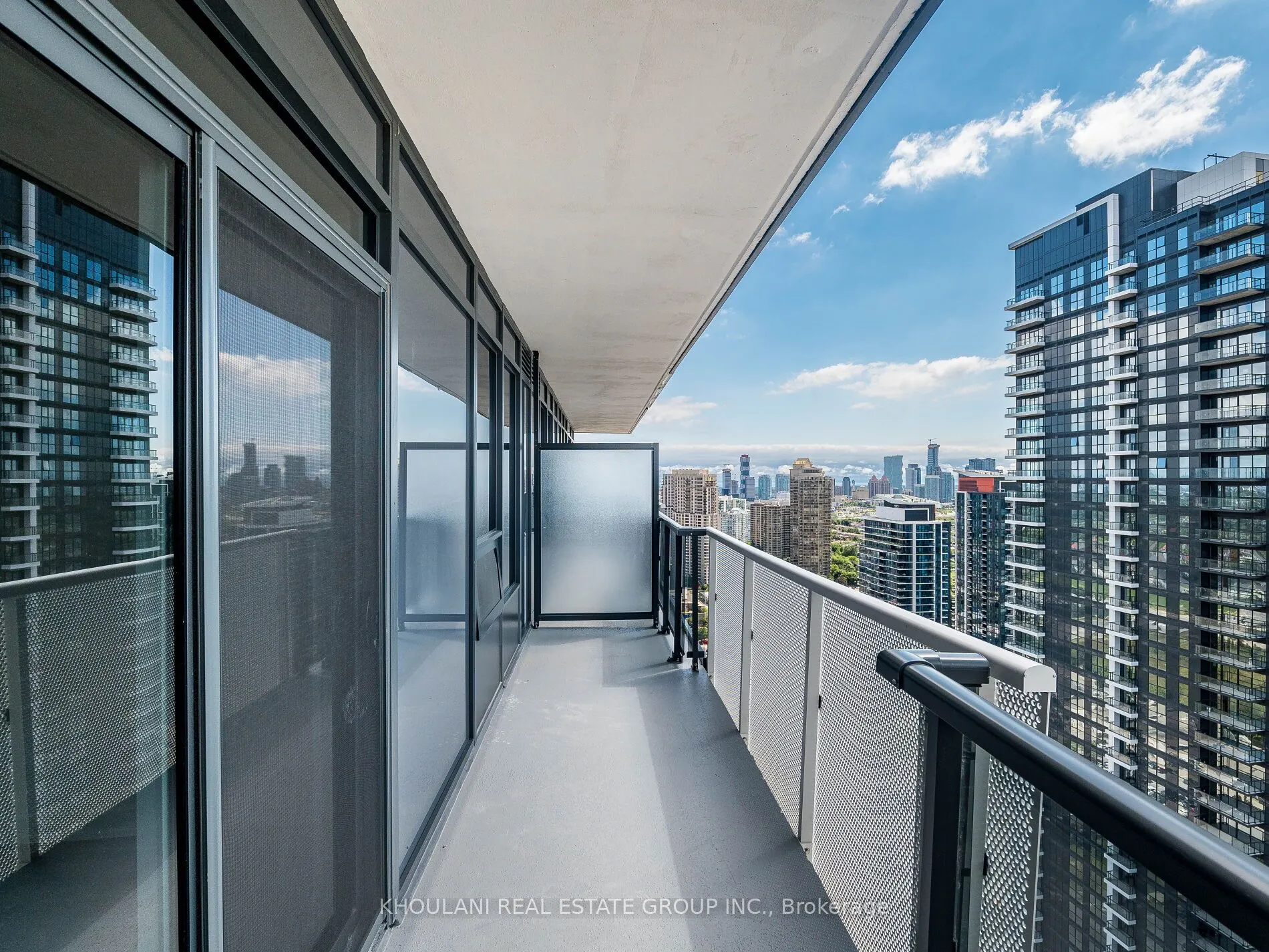 5105 Hurontario Street, #3006