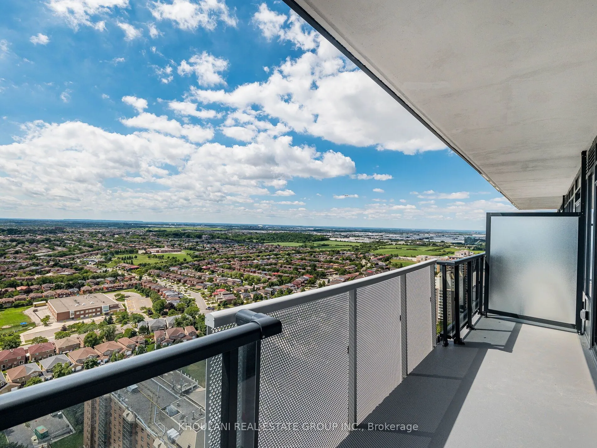 5105 Hurontario Street, #3006