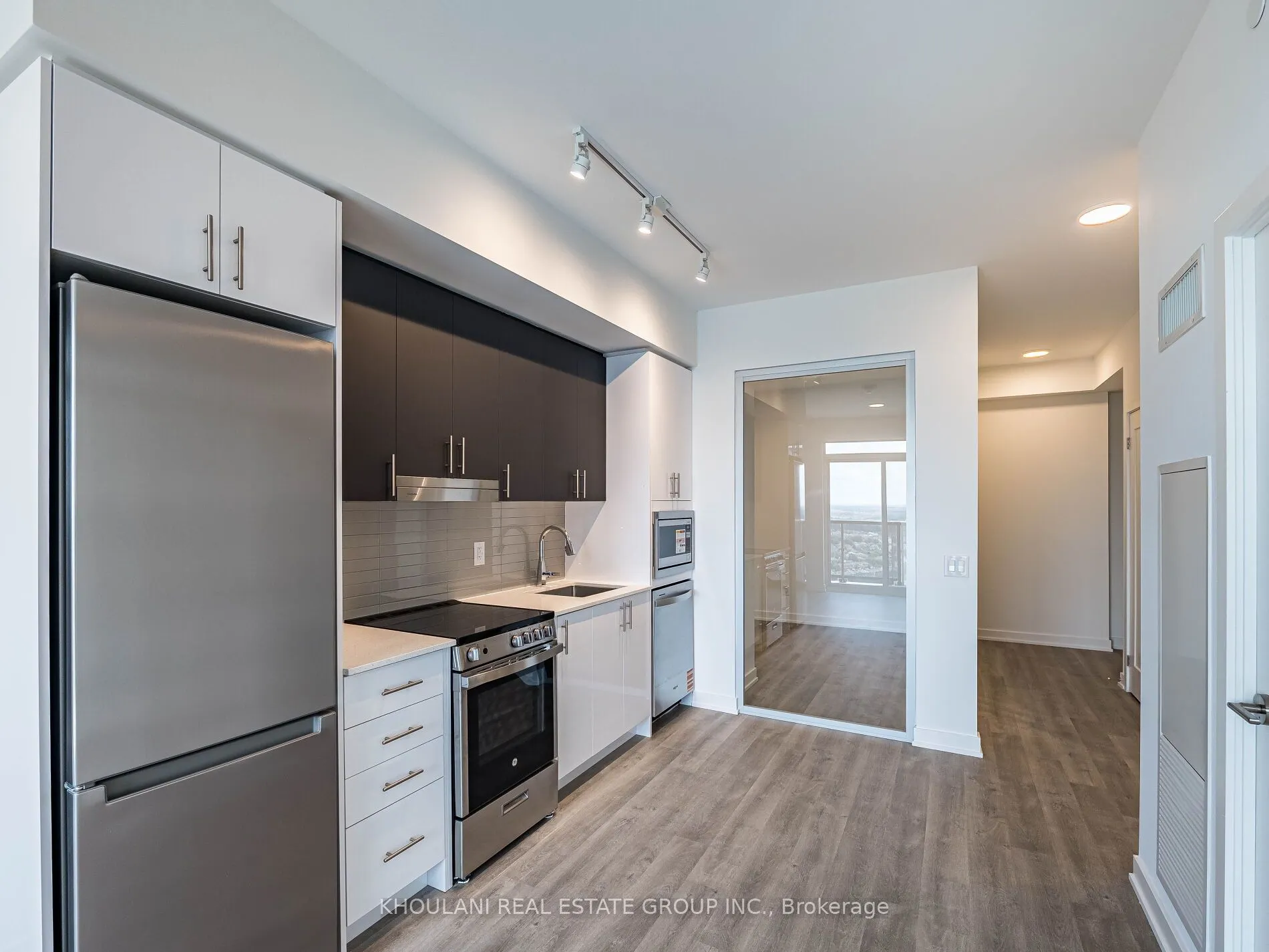 5105 Hurontario Street, #3006
