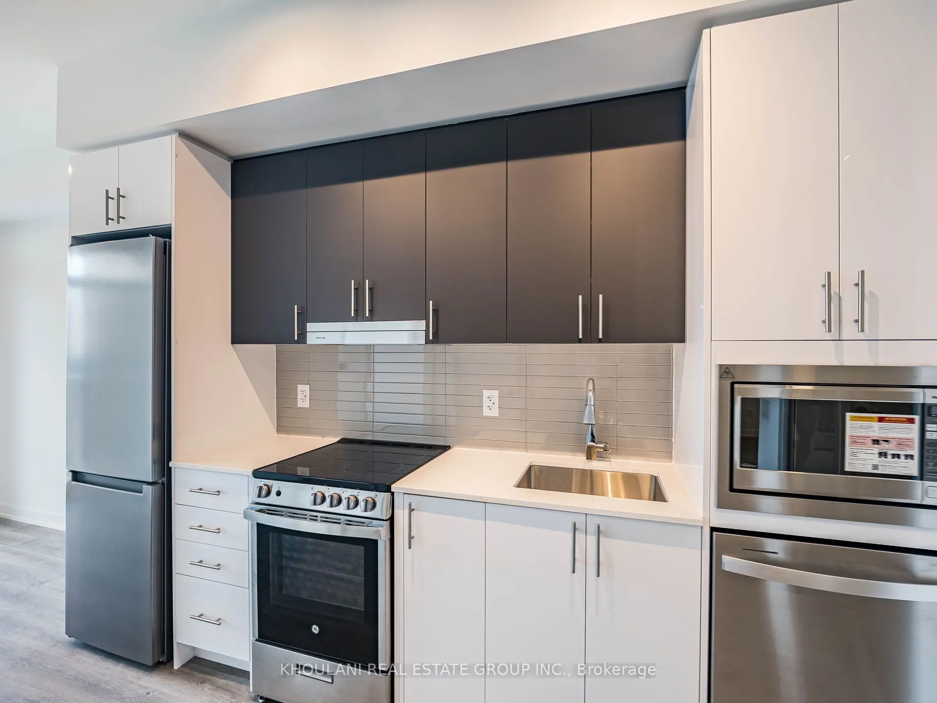 5105 Hurontario Street, #3006