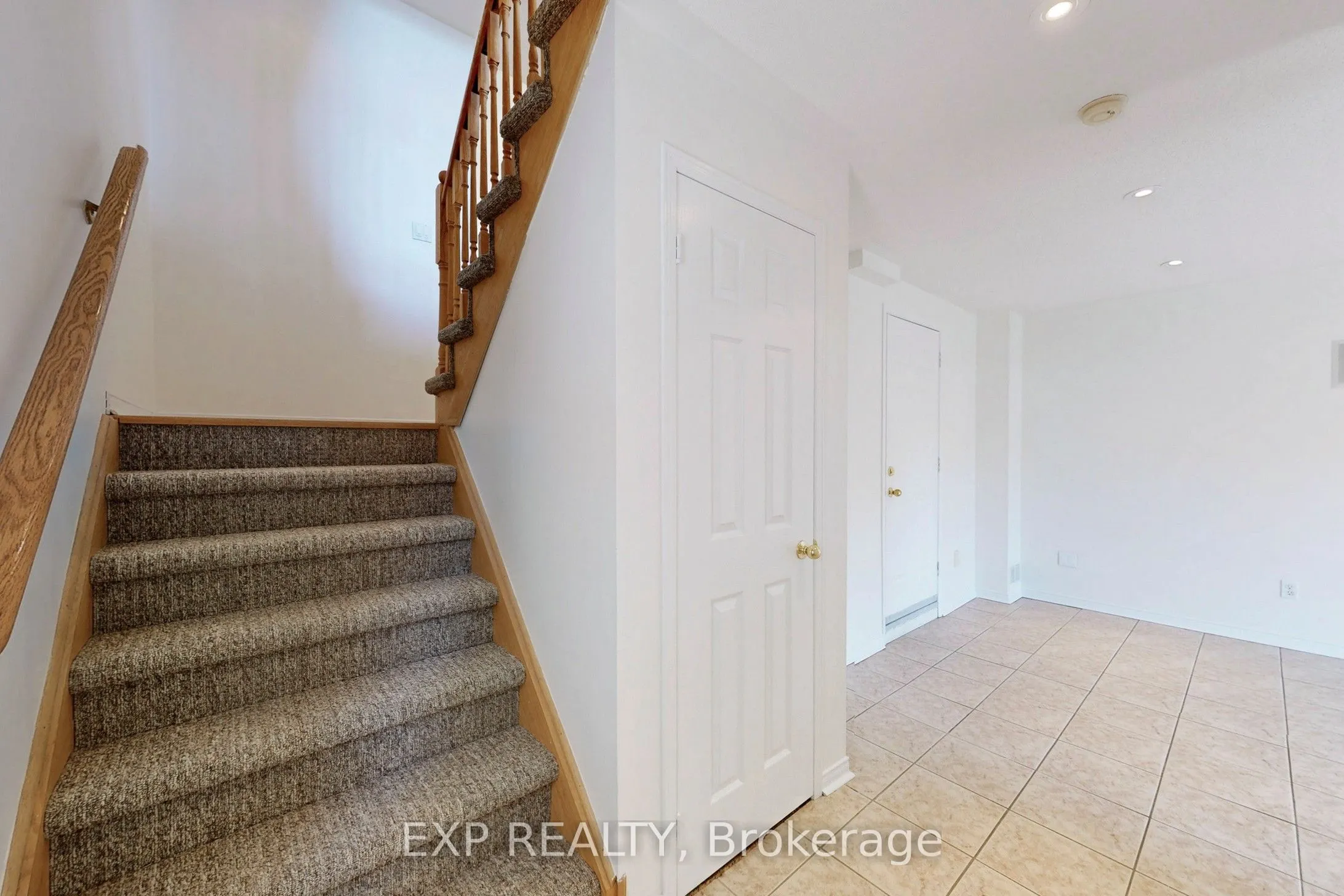 6630 Opera Glass Crescent