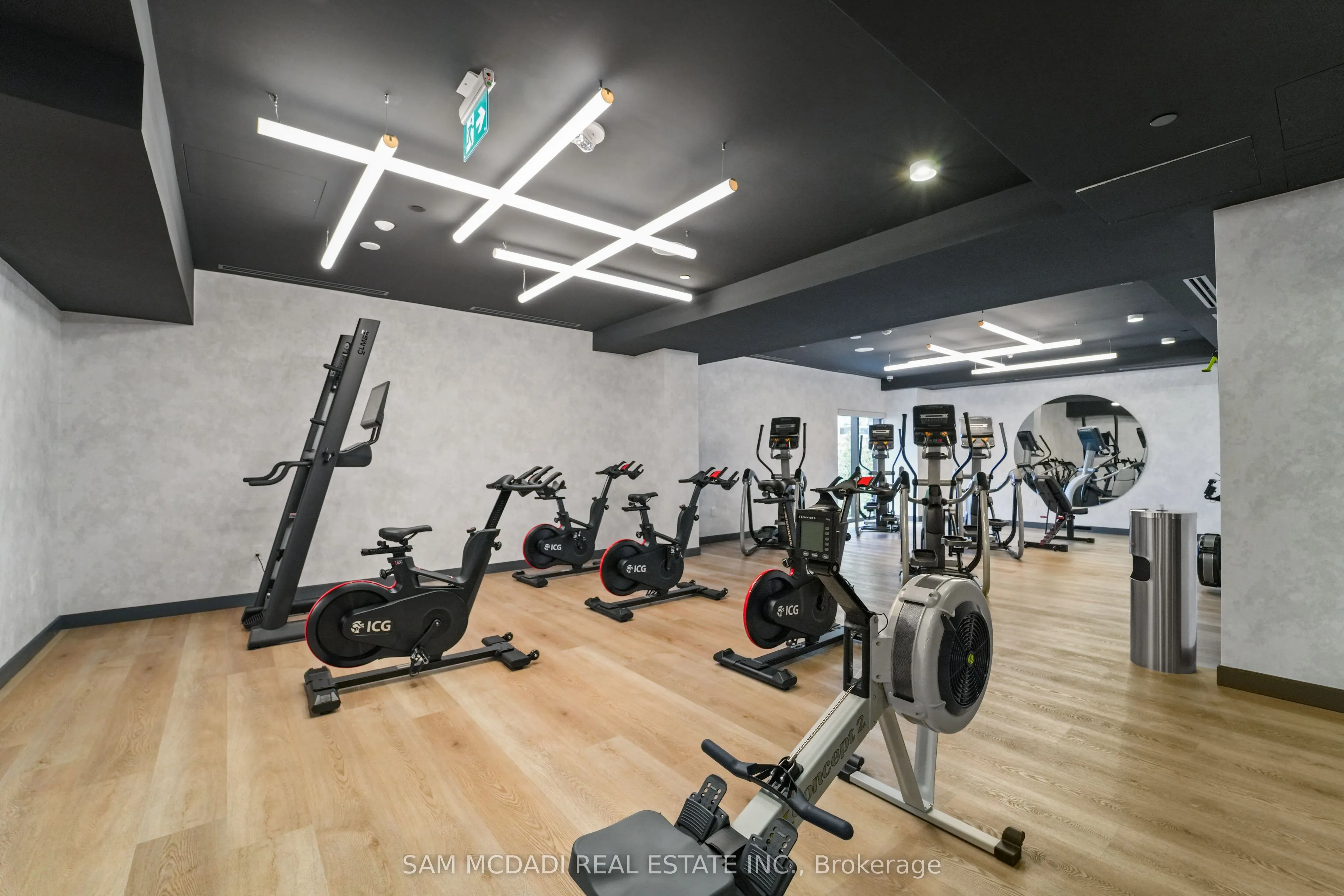 86 Dundas Street E, #1513