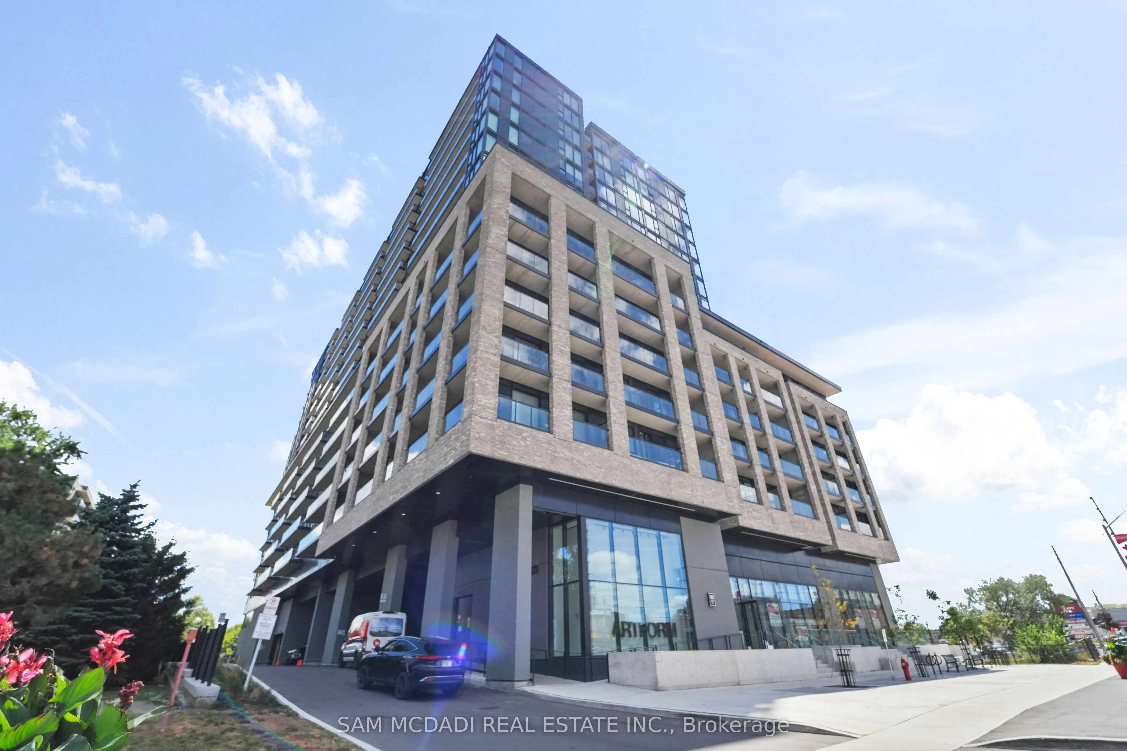 86 Dundas Street E, #1513