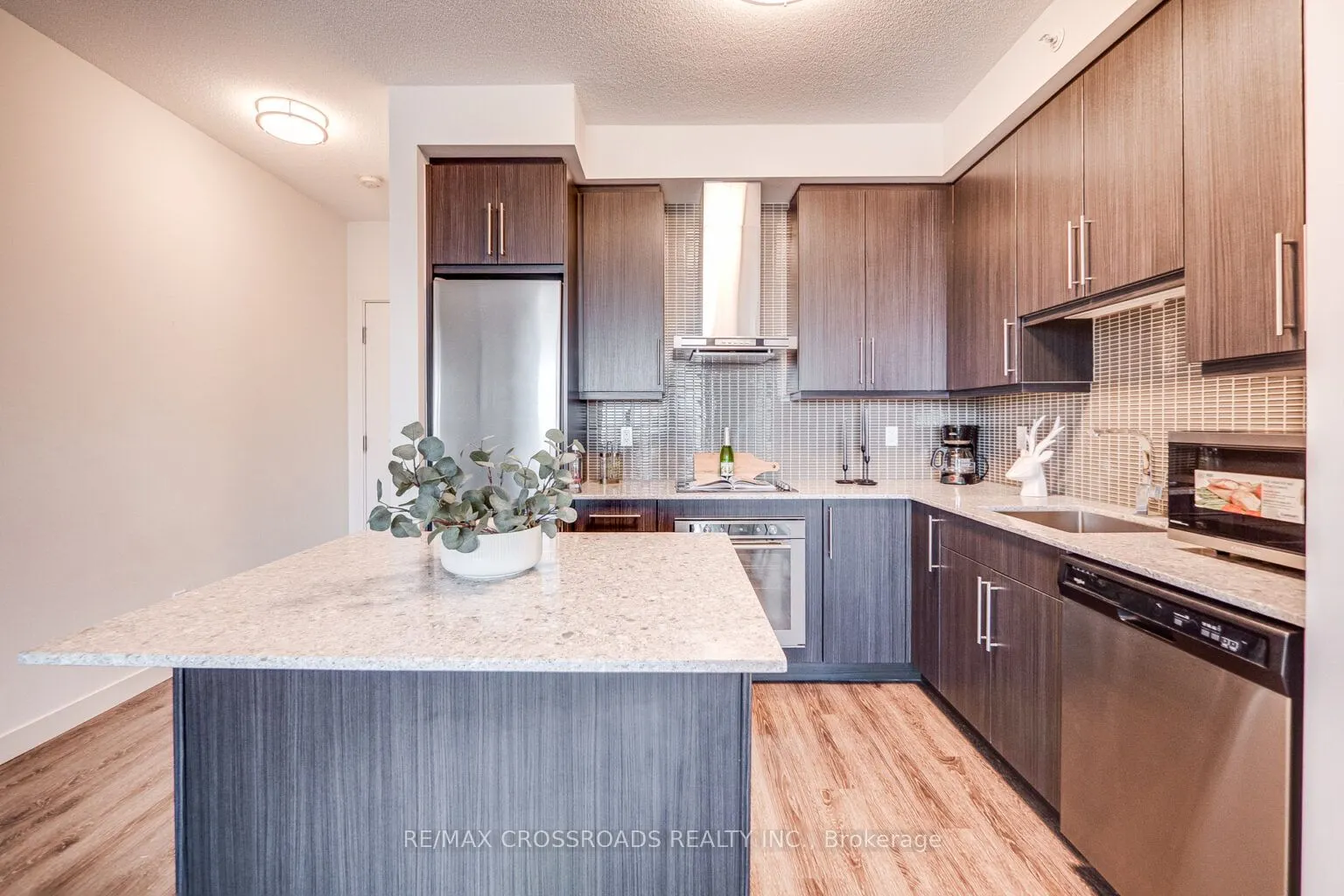 2093 Fairview Street, #502
