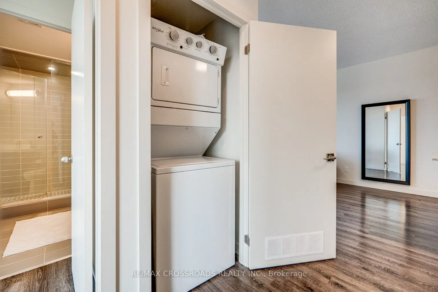 2093 Fairview Street, #502