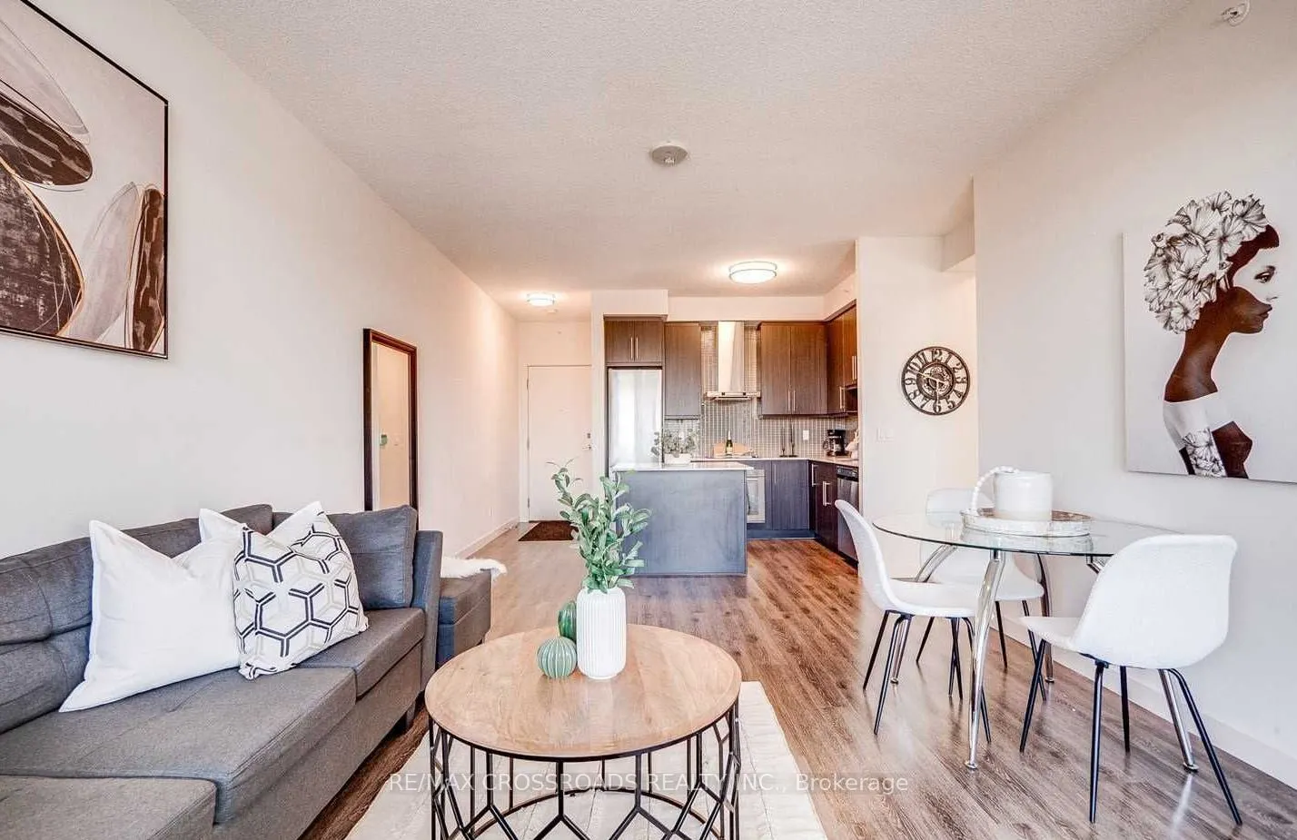 2093 Fairview Street, #502