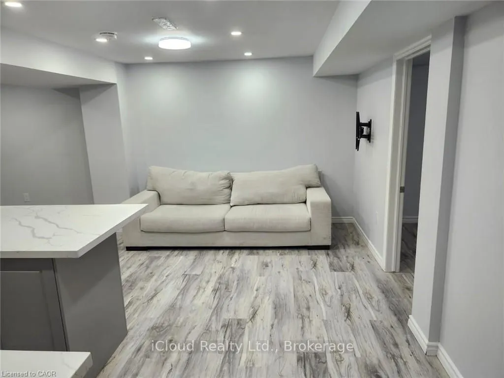 7378 Cloverleaf Court, #Bsmt