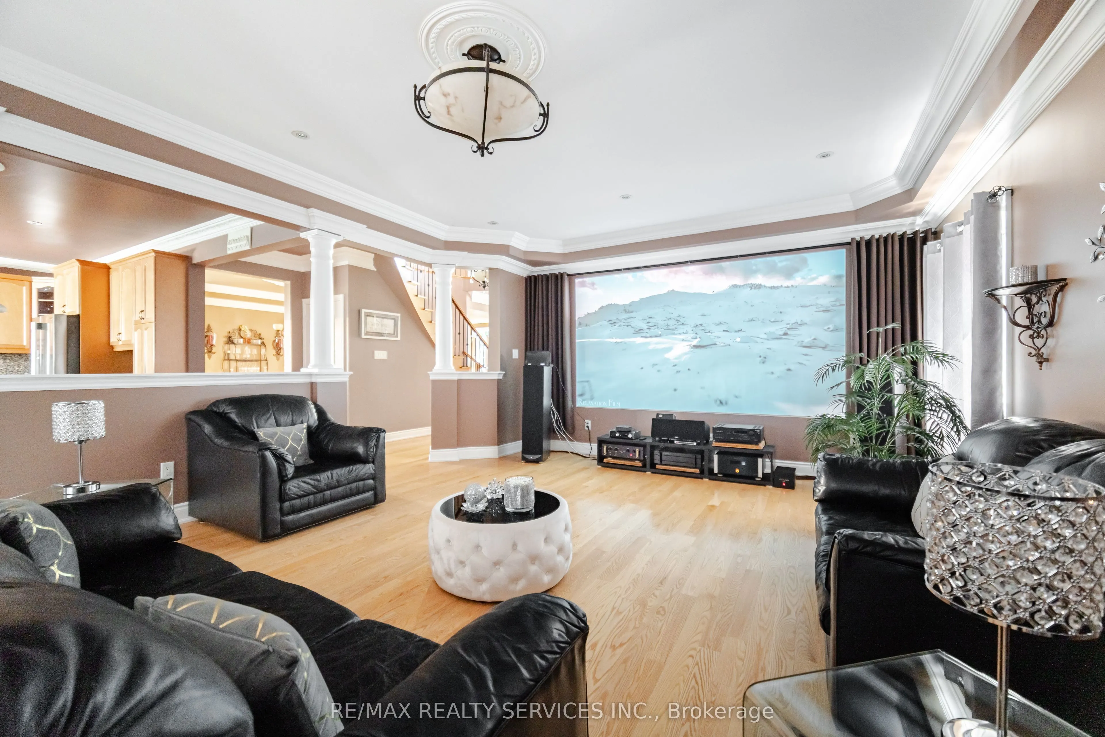 6 Hugo Road