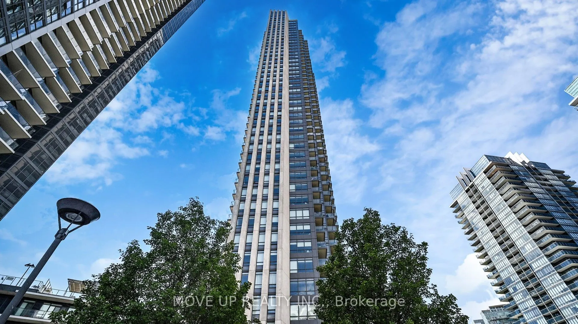 36 Park Lawn Road, #3202