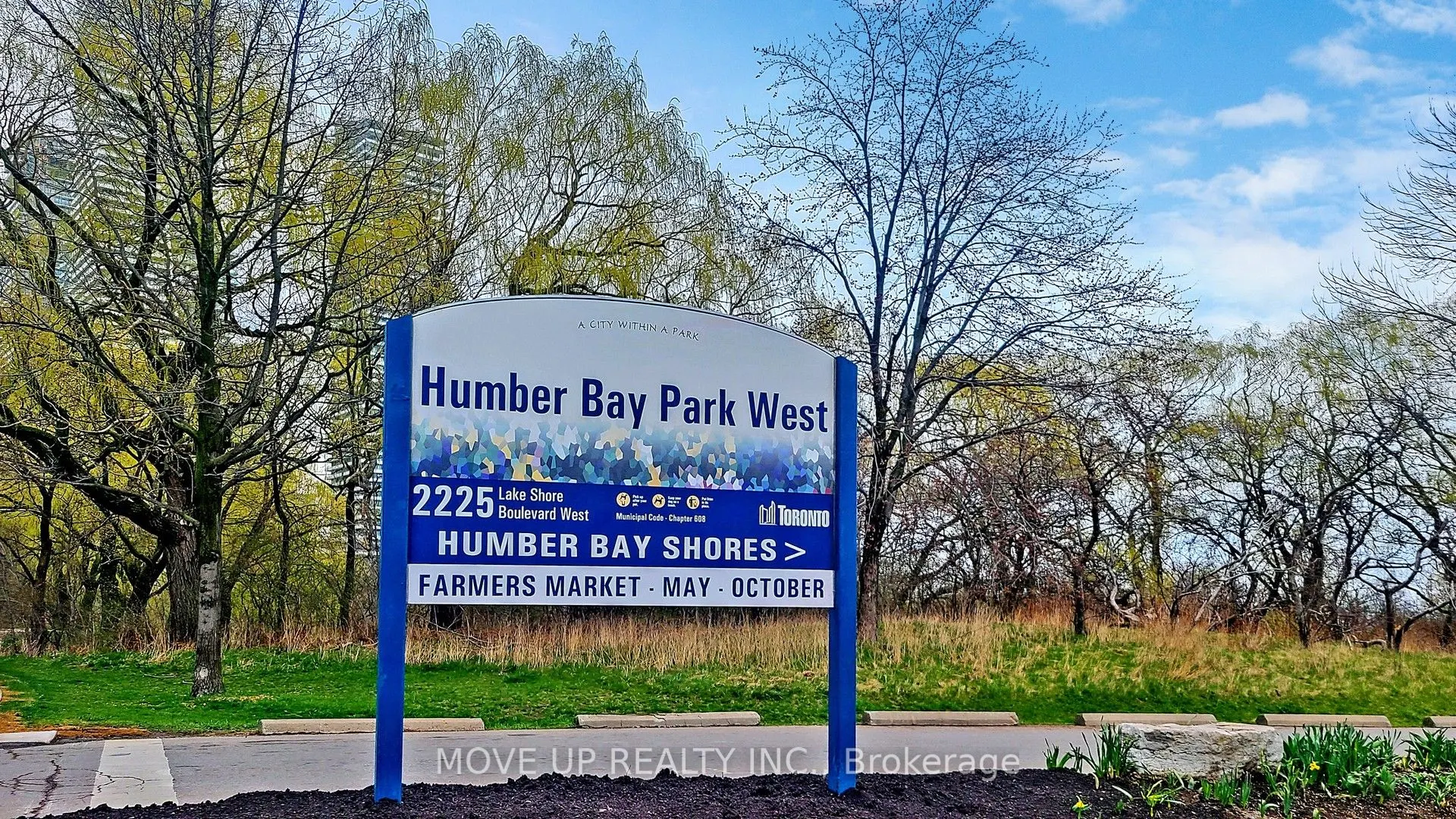 36 Park Lawn Road, #3202