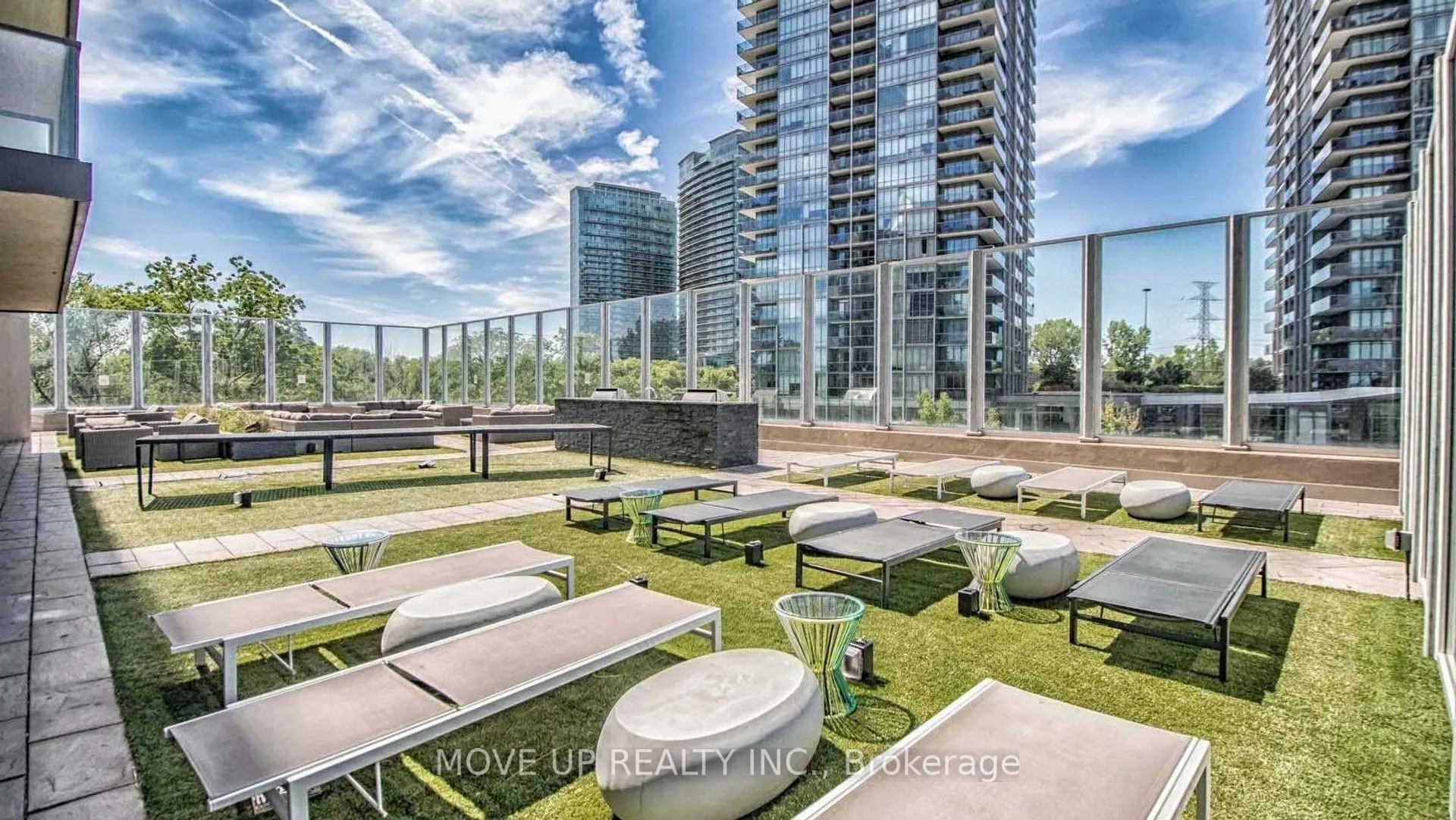 36 Park Lawn Road, #3202