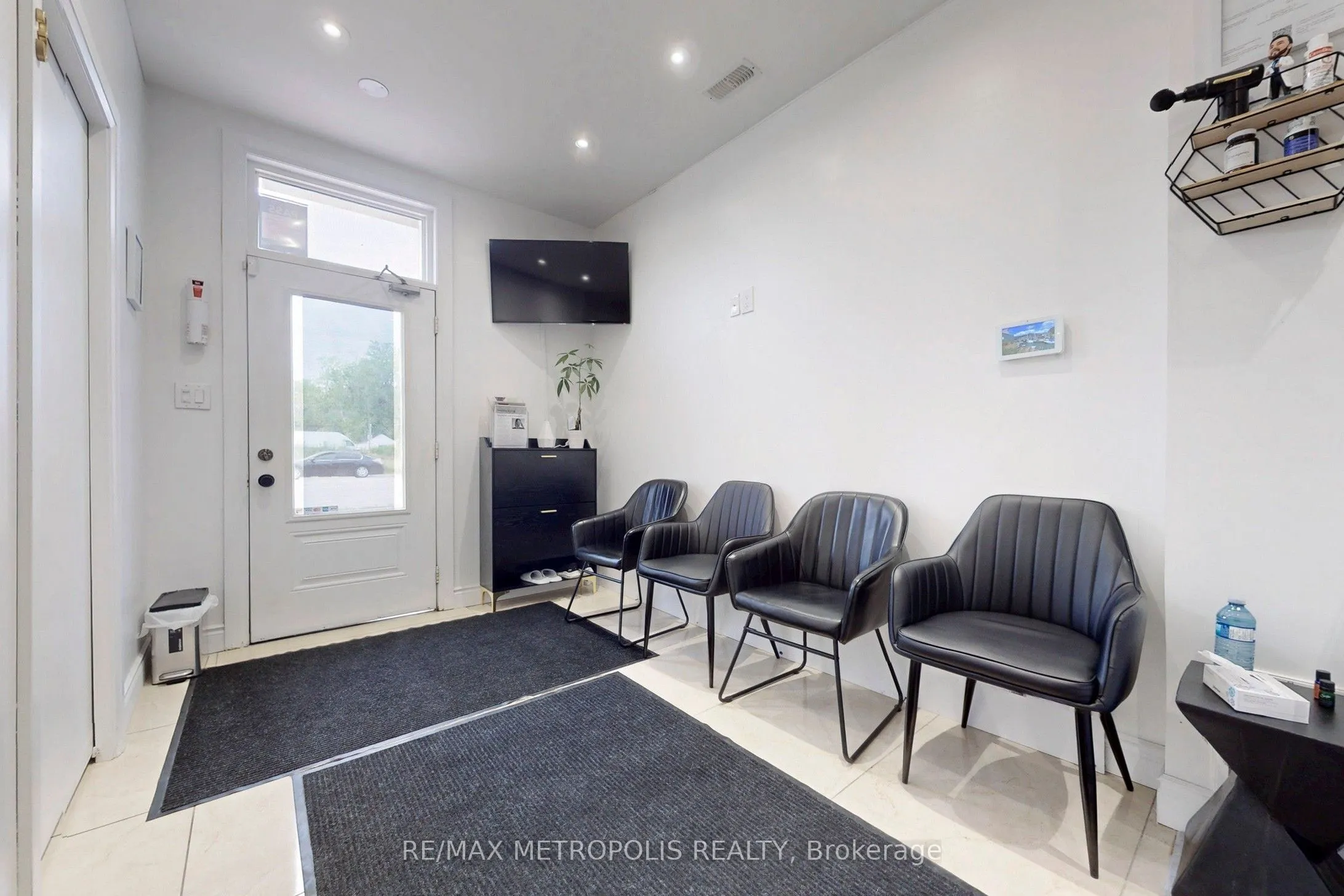 103 Inspire Boulevard, #2