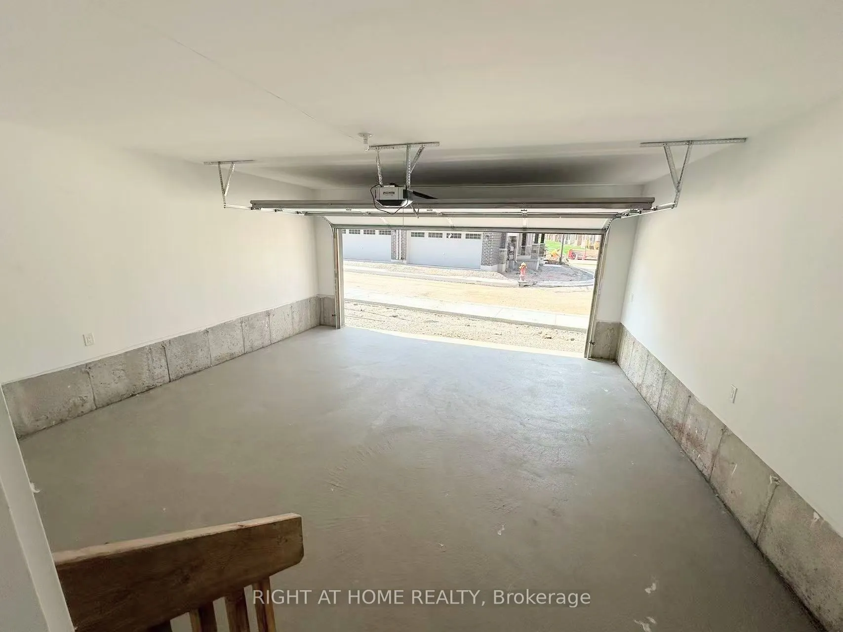 1399 WILLIAM HALTON Parkway